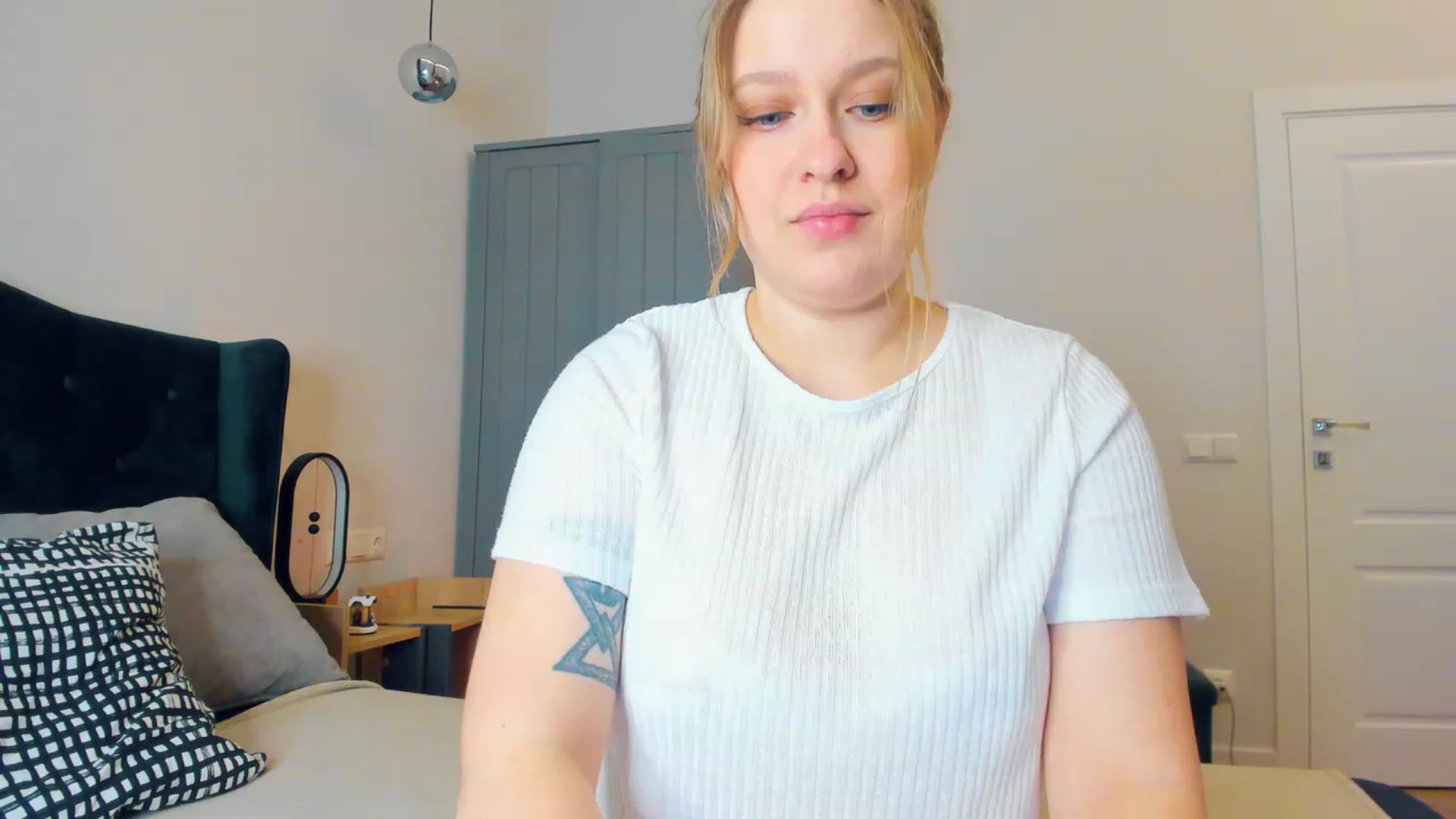 Gallery image thumbnail from SensualAdict's myfreecams stream on, 01/28/2023, 14:58 image 1 of 20