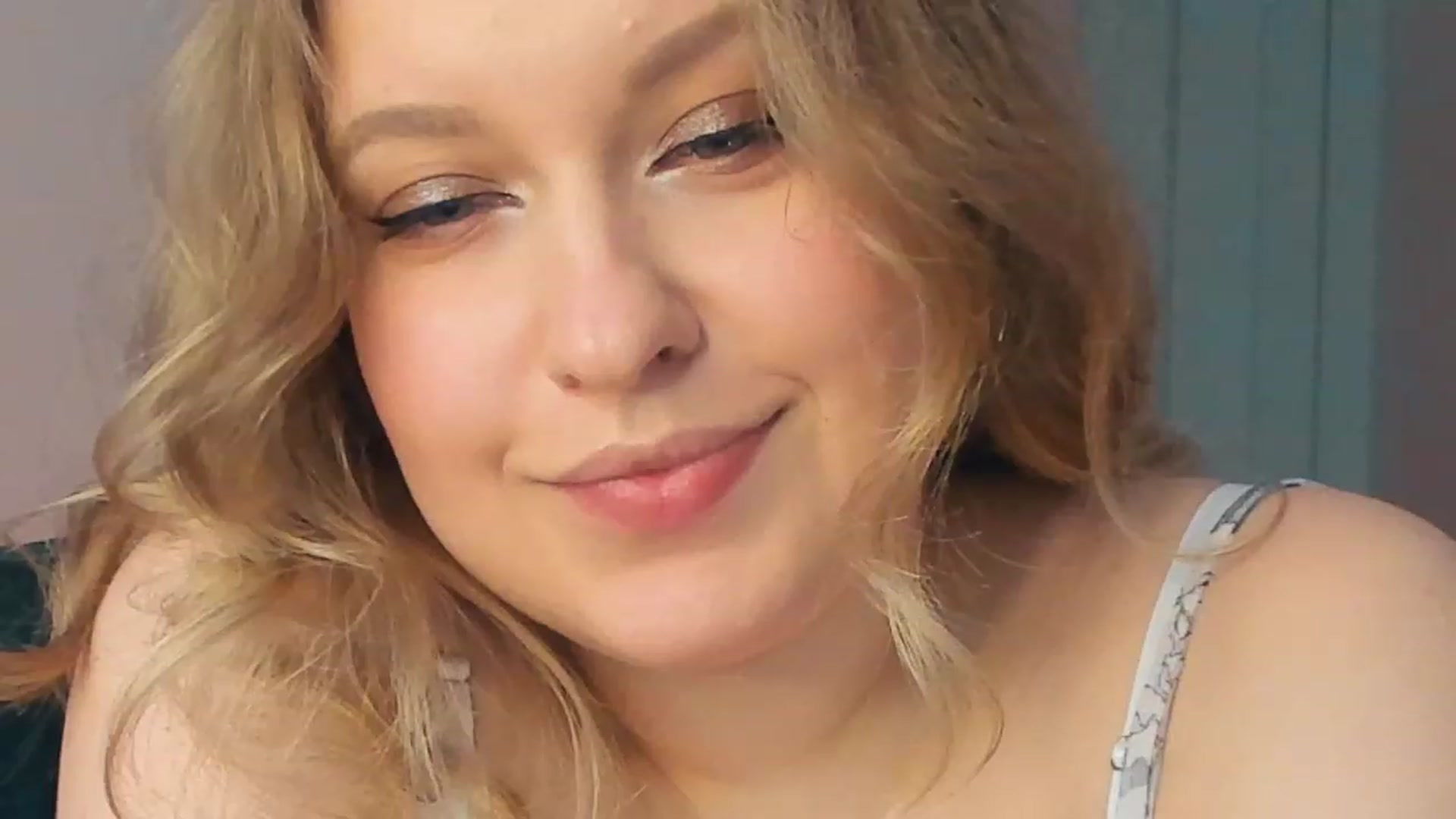 Gallery image thumbnail from SensualAdict's myfreecams stream on, 01/29/2023, 12:40 image 9 of 20