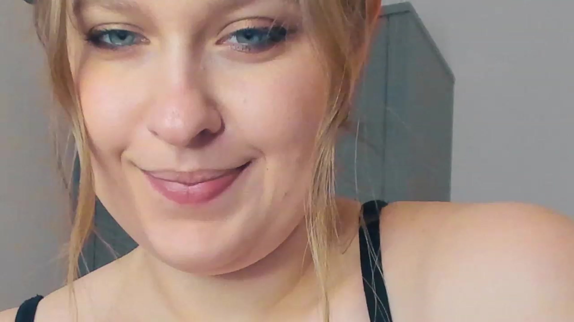 Gallery image thumbnail from SensualAdict's myfreecams stream on, 01/30/2023, 14:13 image 7 of 20