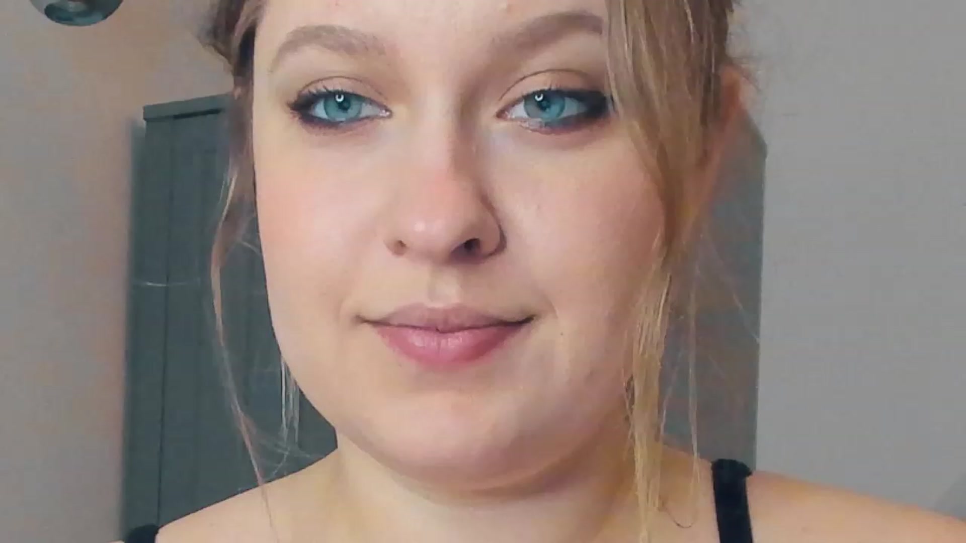 Gallery image thumbnail from SensualAdict's myfreecams stream on, 01/30/2023, 14:13 image 12 of 20