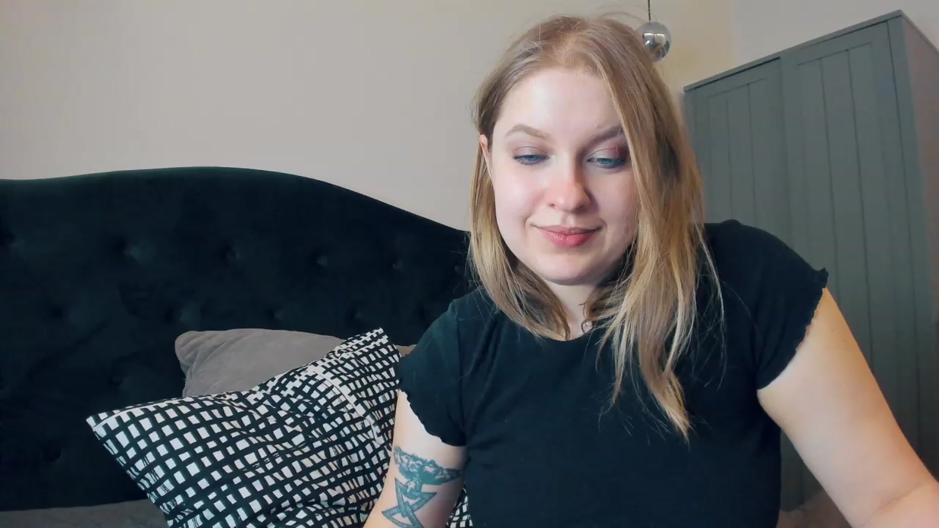 Gallery image thumbnail from SensualAdict's myfreecams stream on, 02/05/2023, 18:48 image 1 of 20