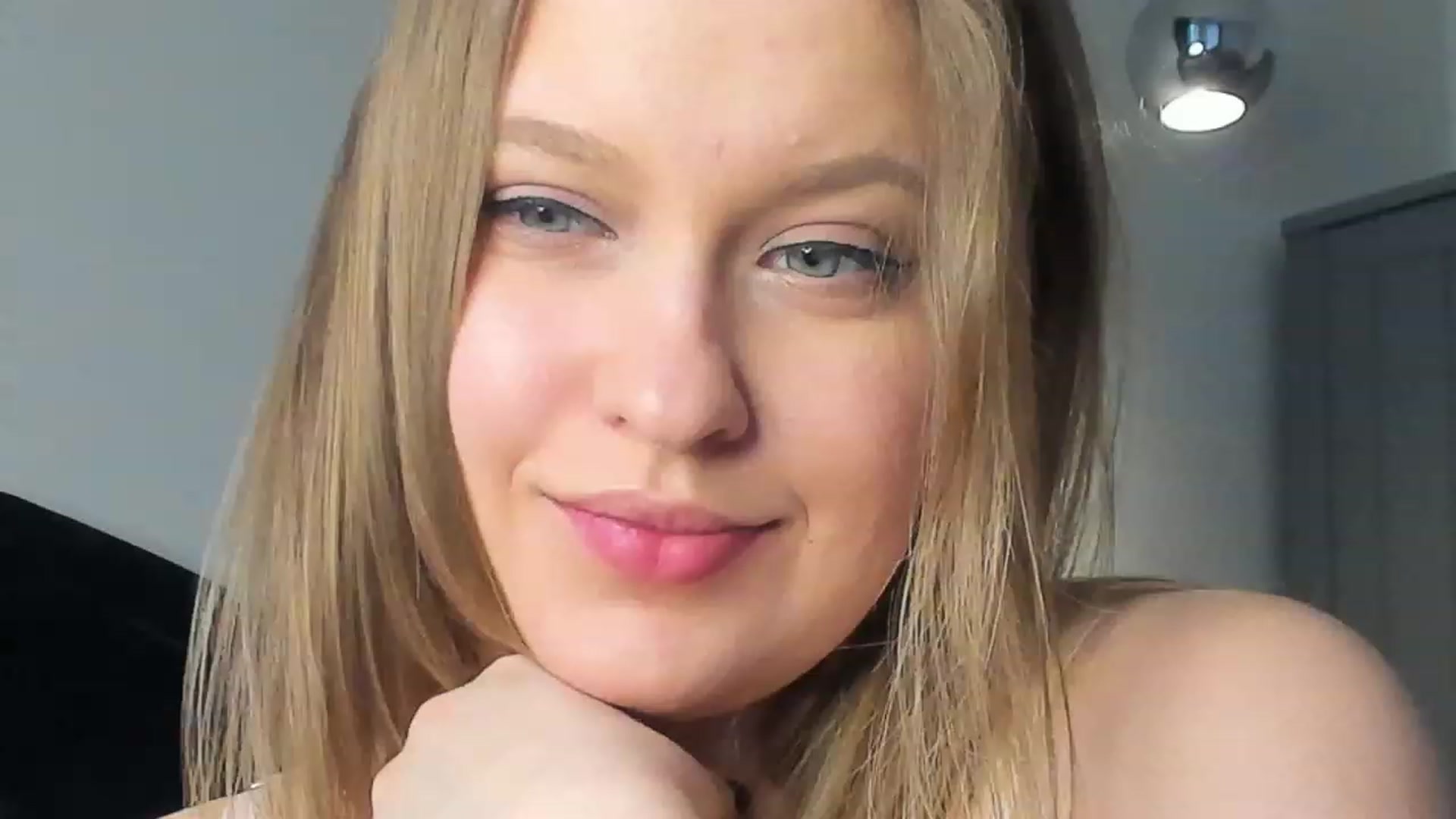 Gallery image thumbnail from SensualAdict's myfreecams stream on, 02/07/2023, 13:00 image 18 of 20