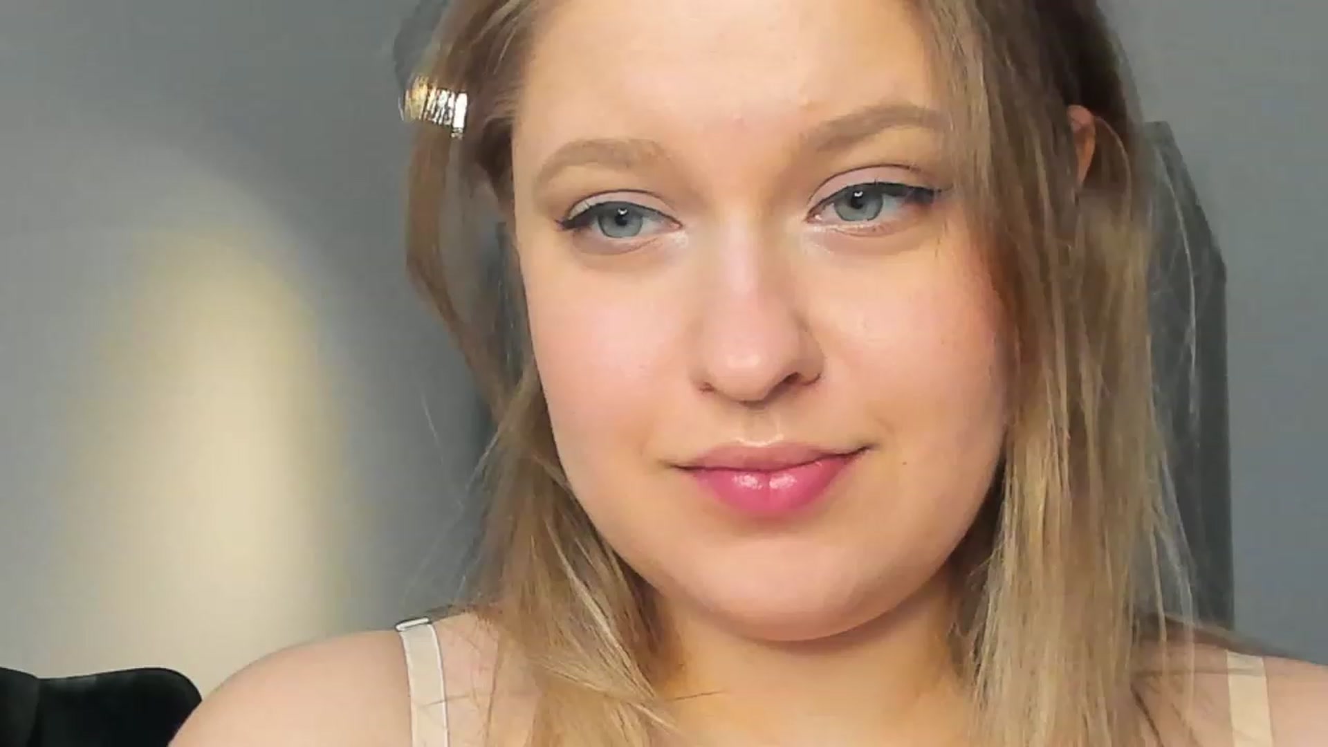 Gallery image thumbnail from SensualAdict's myfreecams stream on, 02/07/2023, 13:00 image 13 of 20