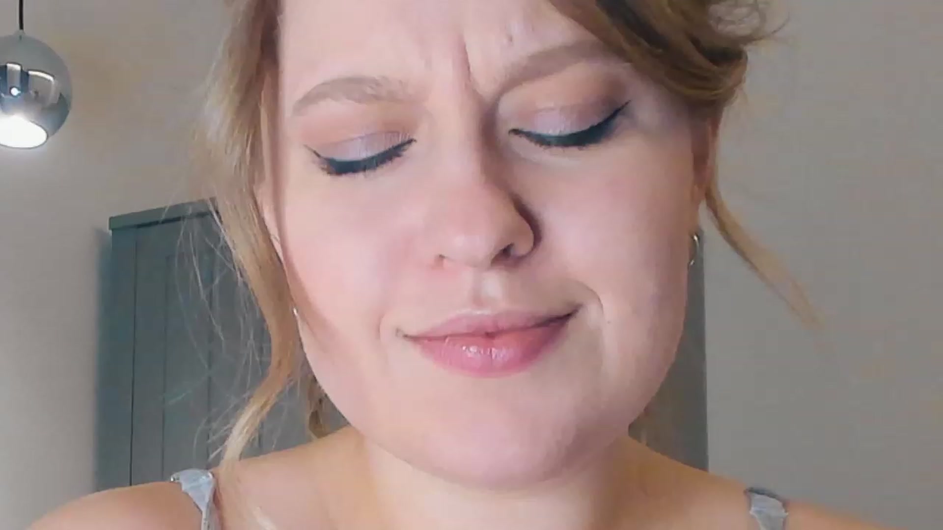Gallery image thumbnail from SensualAdict's myfreecams stream on, 02/09/2023, 16:59 image 10 of 20