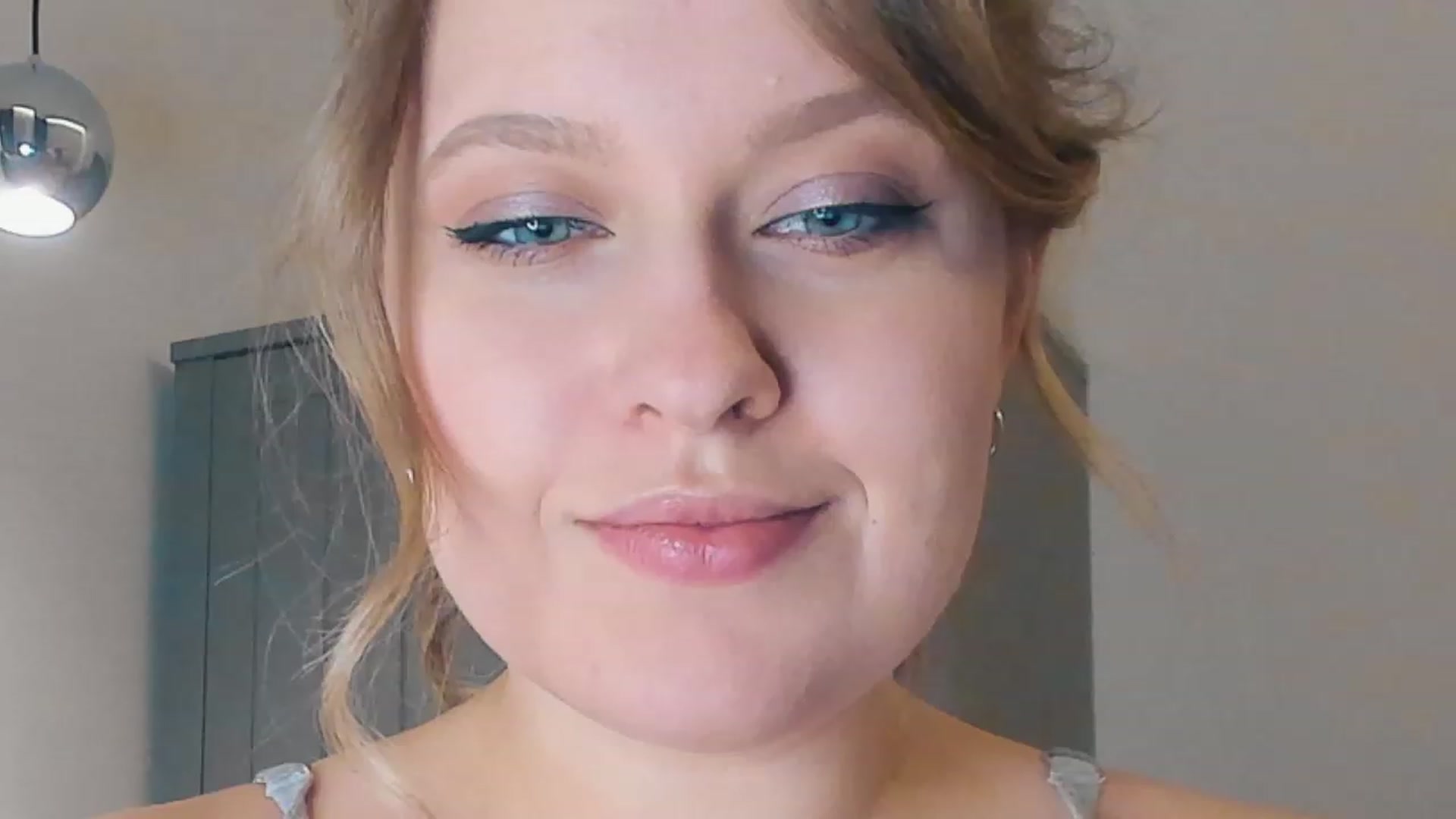 Gallery image thumbnail from SensualAdict's myfreecams stream on, 02/09/2023, 16:59 image 11 of 20