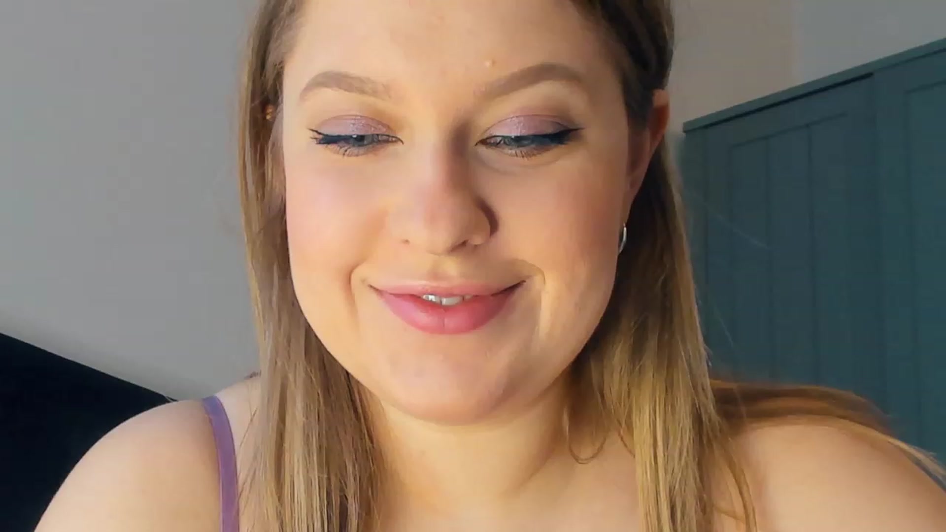 Gallery image thumbnail from SensualAdict's myfreecams stream on, 02/10/2023, 14:43 image 5 of 20