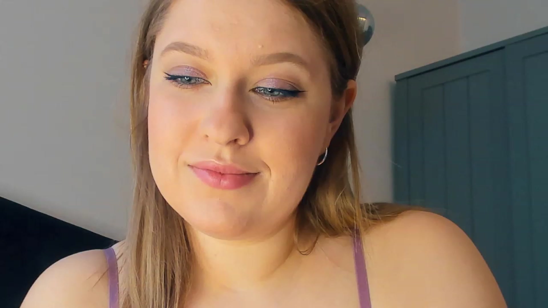 Gallery image thumbnail from SensualAdict's myfreecams stream on, 02/10/2023, 14:43 image 3 of 20