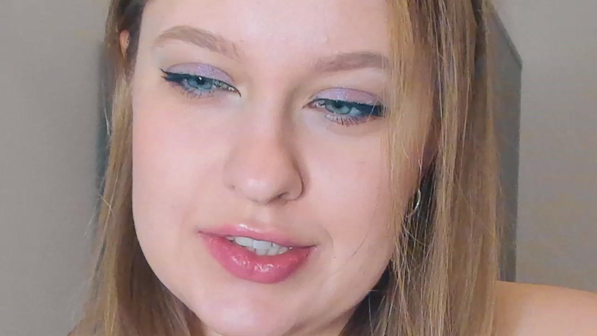 Gallery image thumbnail from SensualAdict's myfreecams stream on, 02/10/2023, 17:48 image 5 of 20