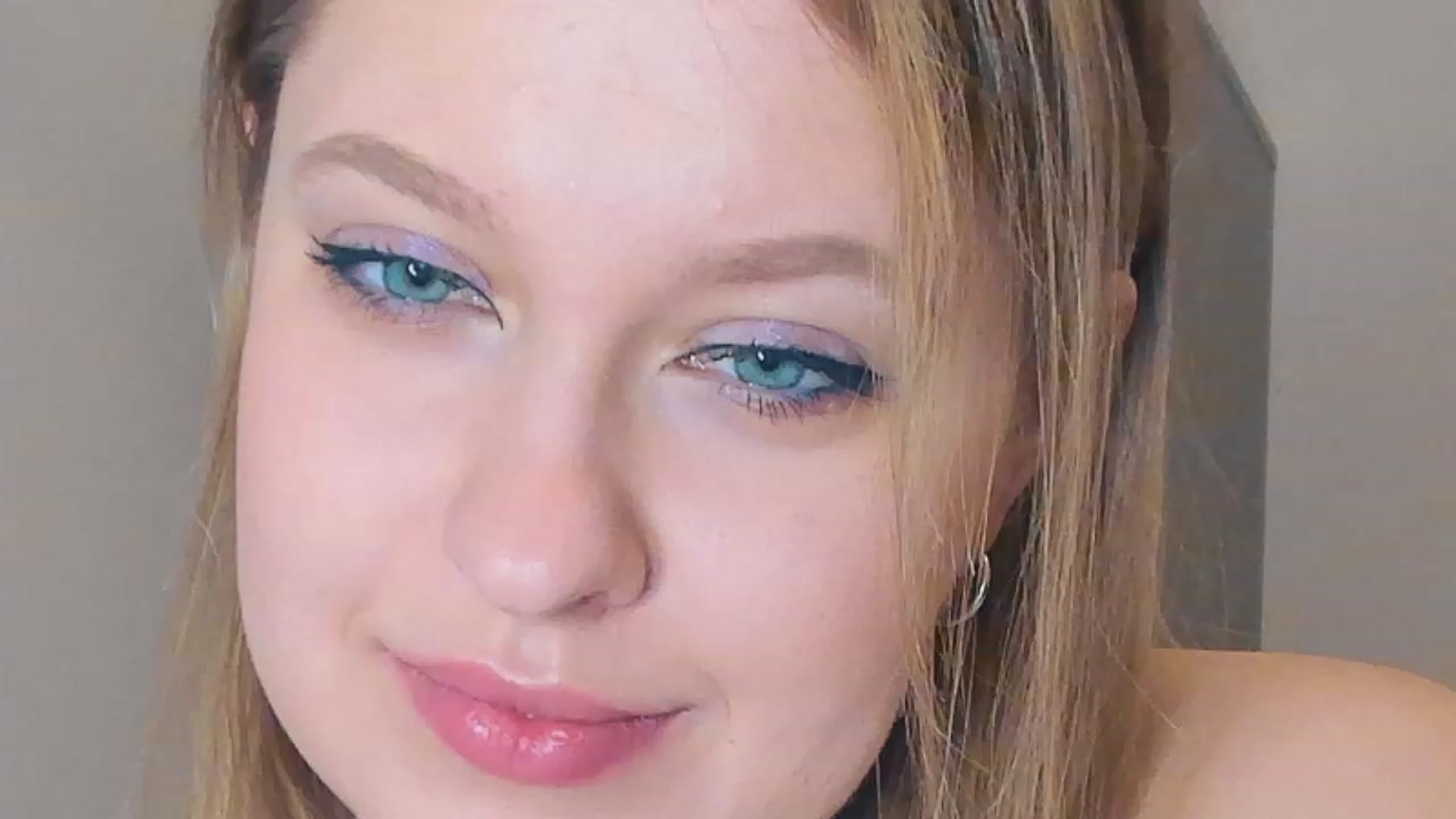 Gallery image thumbnail from SensualAdict's myfreecams stream on, 02/10/2023, 17:48 image 4 of 20