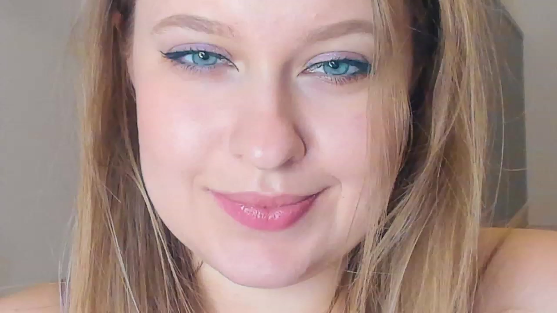 Gallery image thumbnail from SensualAdict's myfreecams stream on, 02/10/2023, 17:48 image 19 of 20