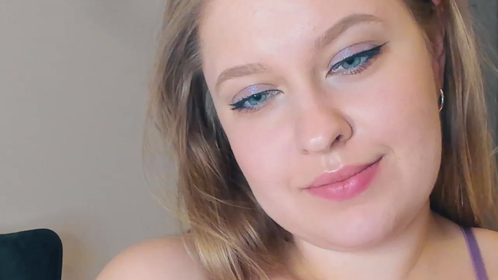 Gallery image thumbnail from SensualAdict's myfreecams stream on, 02/10/2023, 18:26 image 14 of 20