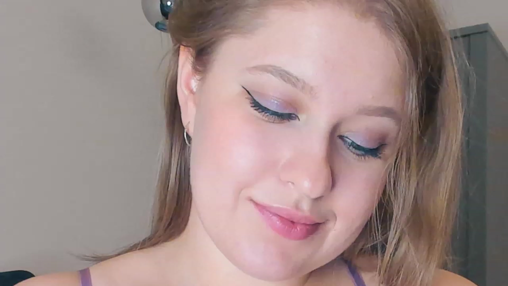 Gallery image thumbnail from SensualAdict's myfreecams stream on, 02/10/2023, 18:26 image 5 of 20