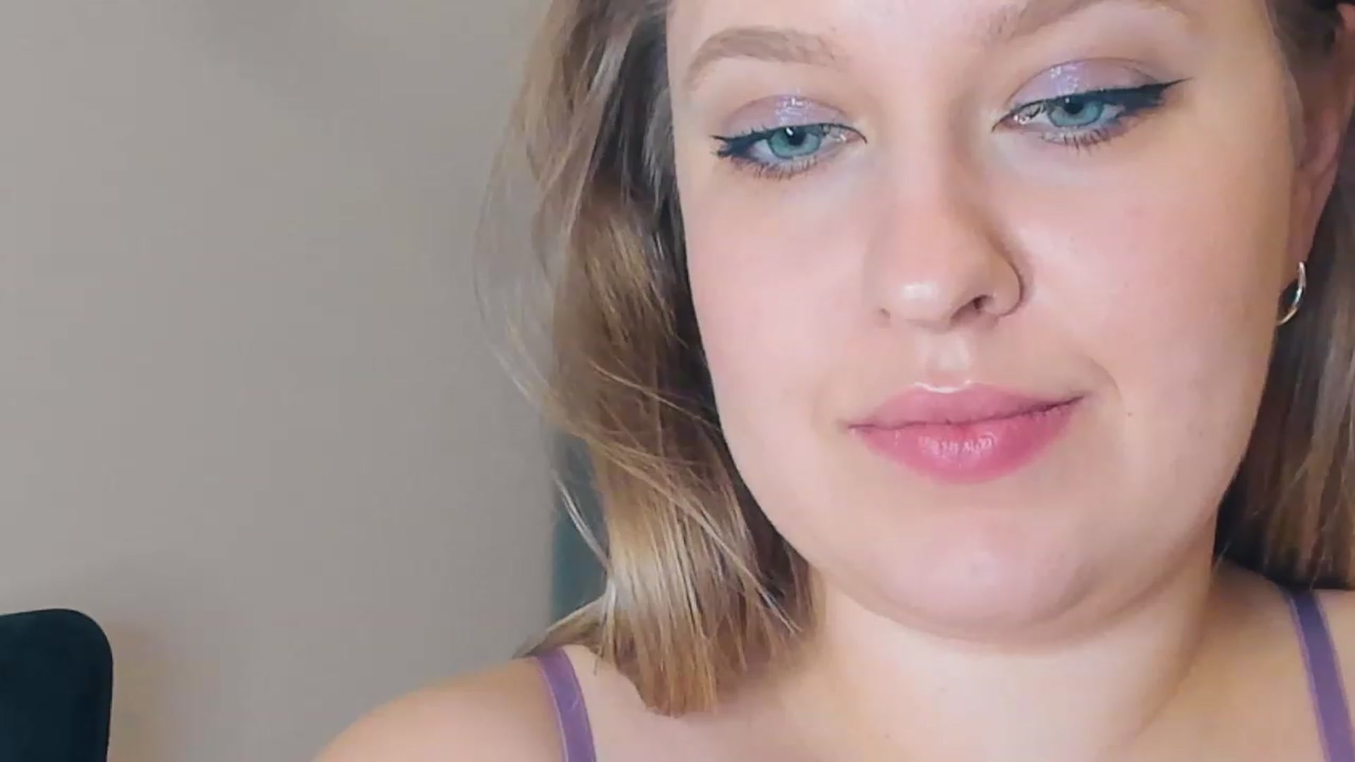 Gallery image thumbnail from SensualAdict's myfreecams stream on, 02/10/2023, 18:26 image 13 of 20
