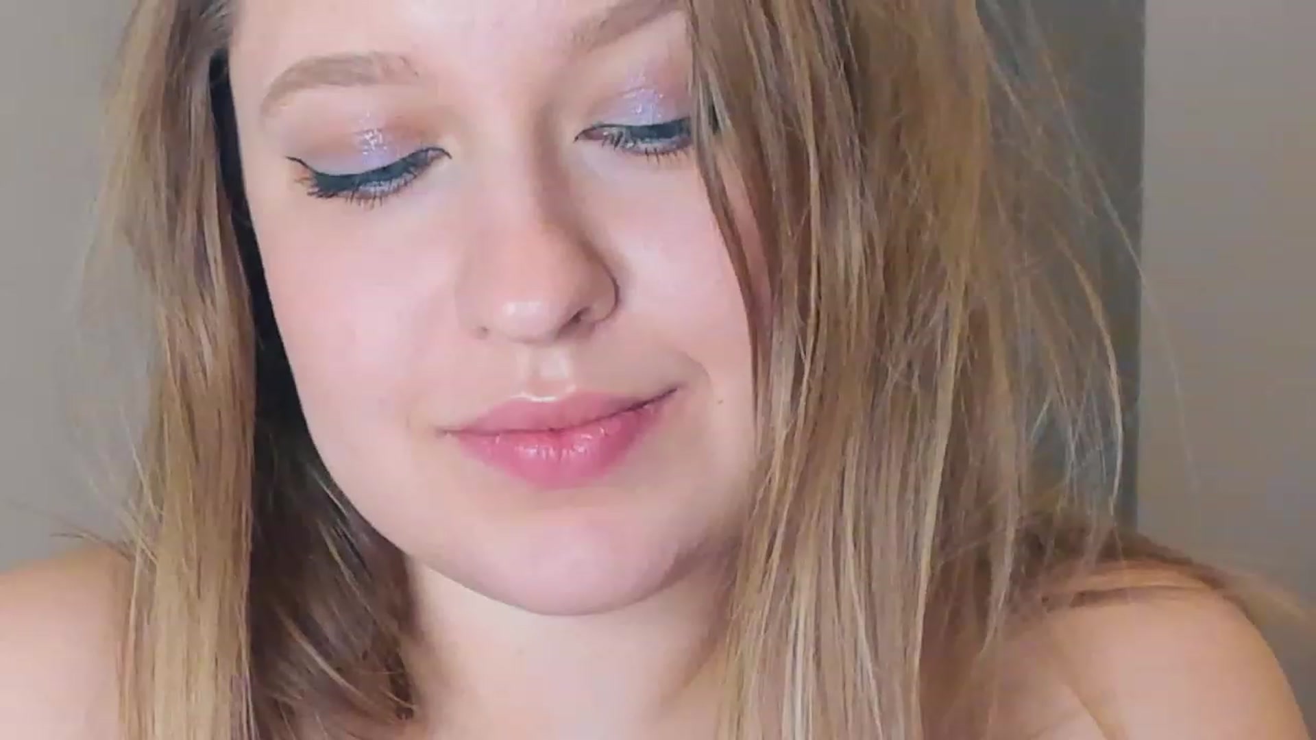 Gallery image thumbnail from SensualAdict's myfreecams stream on, 02/10/2023, 18:48 image 8 of 20