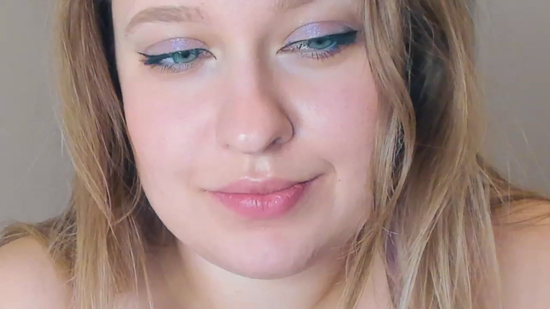 Gallery image thumbnail from SensualAdict's myfreecams stream on, 02/10/2023, 18:48 image 18 of 20