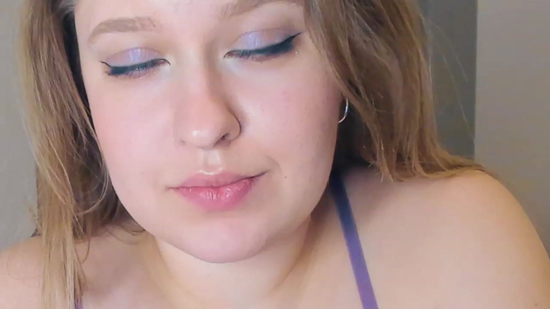 Gallery image thumbnail from SensualAdict's myfreecams stream on, 02/10/2023, 18:48 image 15 of 20