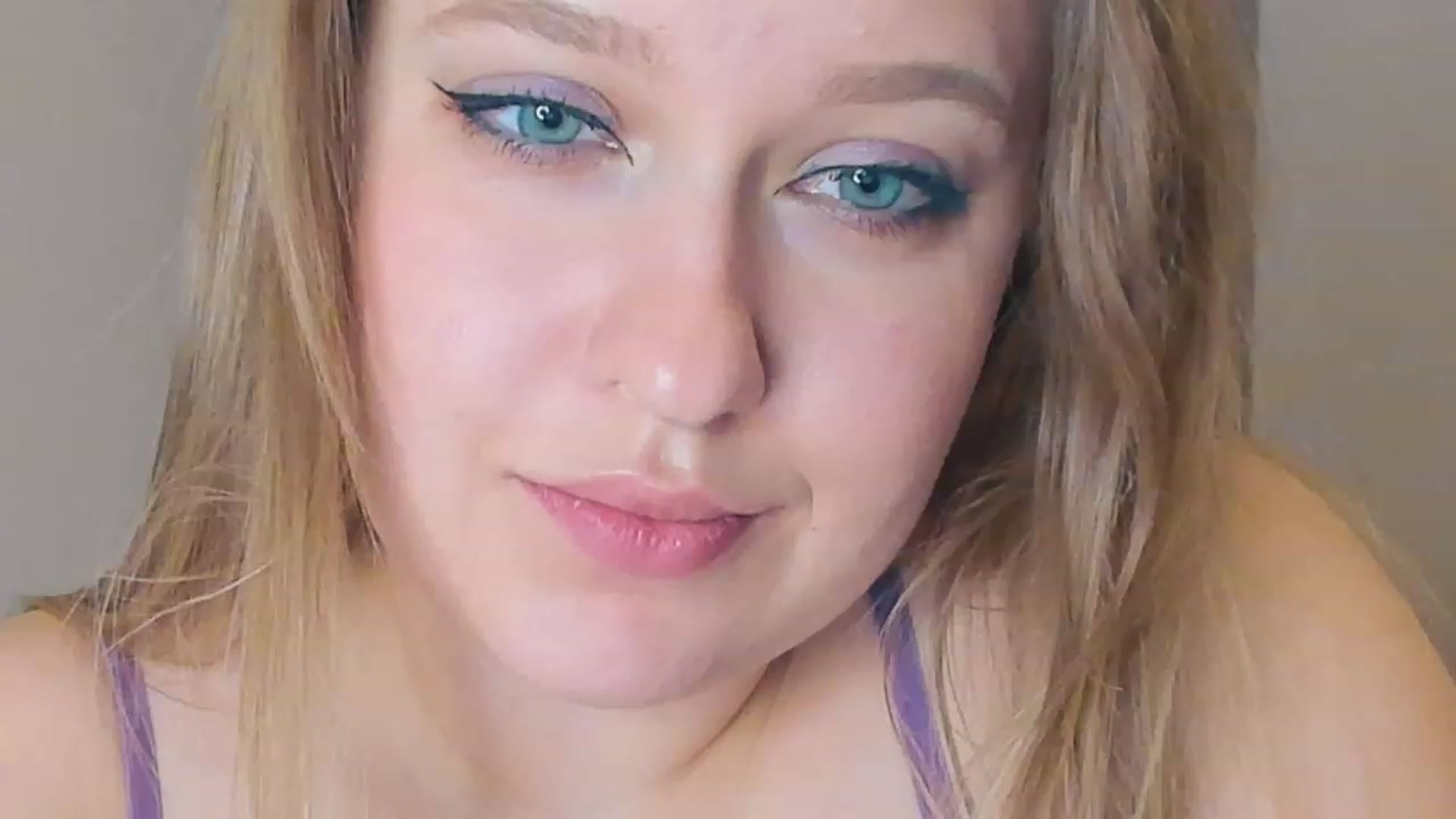 Gallery image thumbnail from SensualAdict's myfreecams stream on, 02/10/2023, 18:48 image 17 of 20