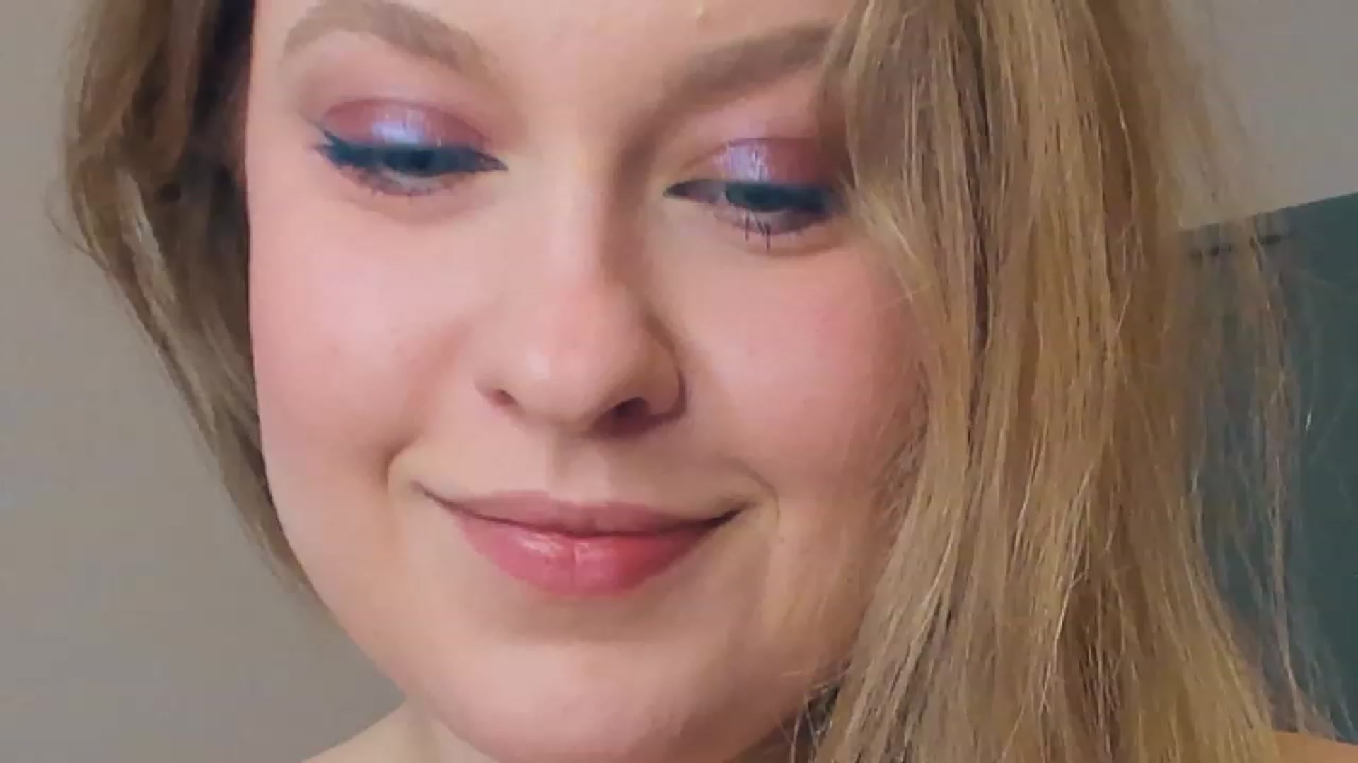 Gallery image thumbnail from SensualAdict's myfreecams stream on, 02/12/2023, 15:34 image 8 of 20