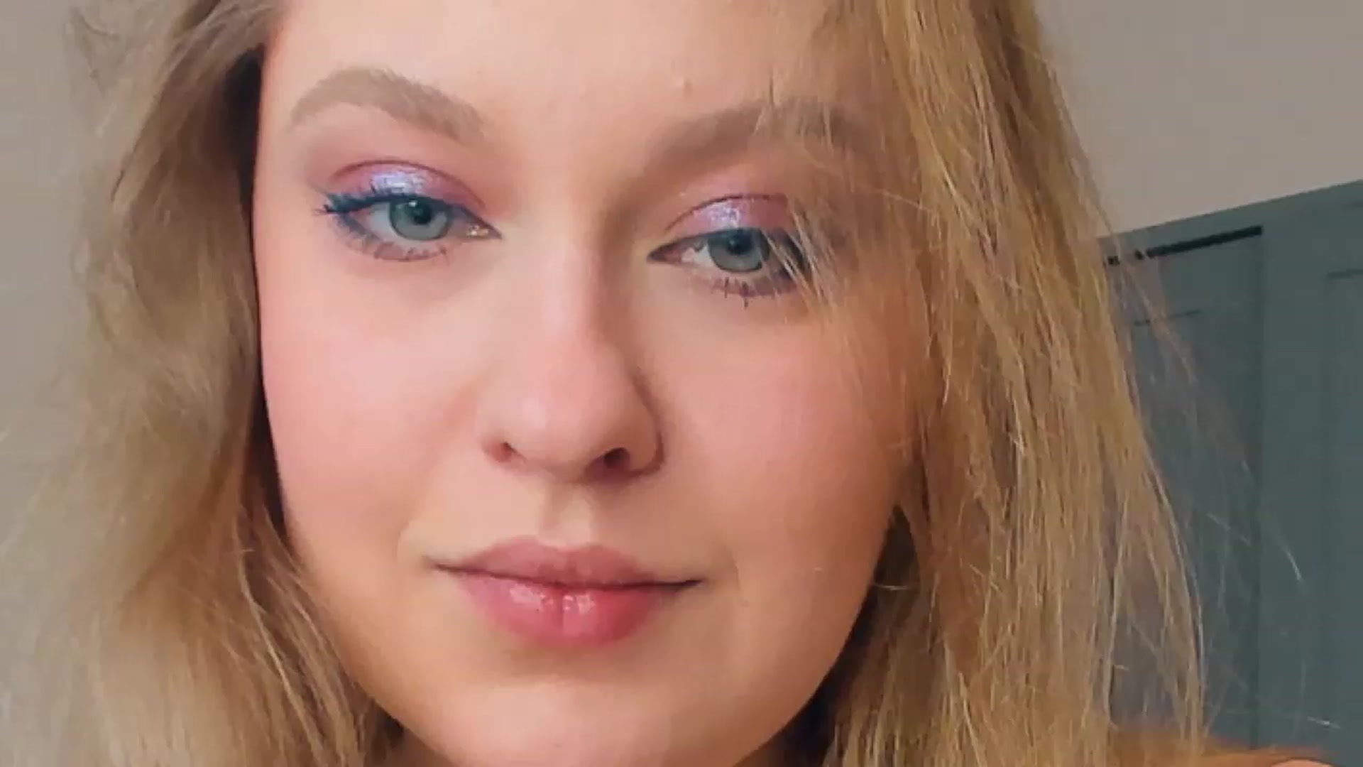 Gallery image thumbnail from SensualAdict's myfreecams stream on, 02/12/2023, 15:34 image 1 of 20