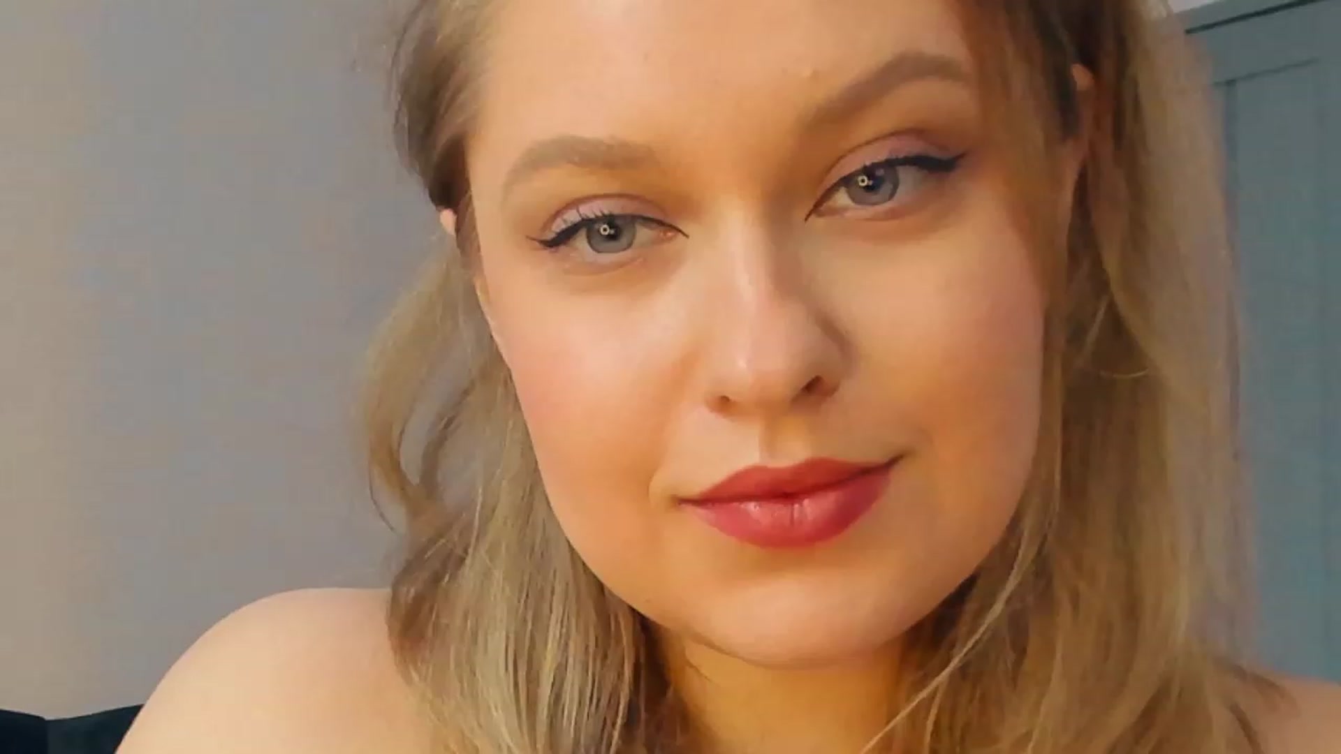 Gallery image thumbnail from SensualAdict's myfreecams stream on, 02/14/2023, 13:08 image 6 of 20