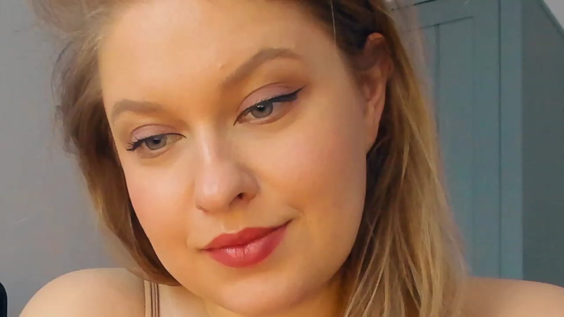 Gallery image thumbnail from SensualAdict's myfreecams stream on, 02/14/2023, 13:08 image 15 of 20