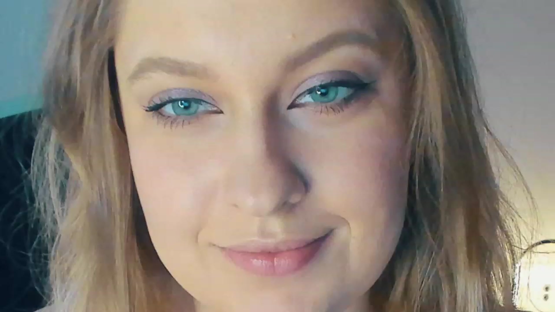 Gallery image thumbnail from SensualAdict's myfreecams stream on, 02/15/2023, 15:38 image 11 of 20