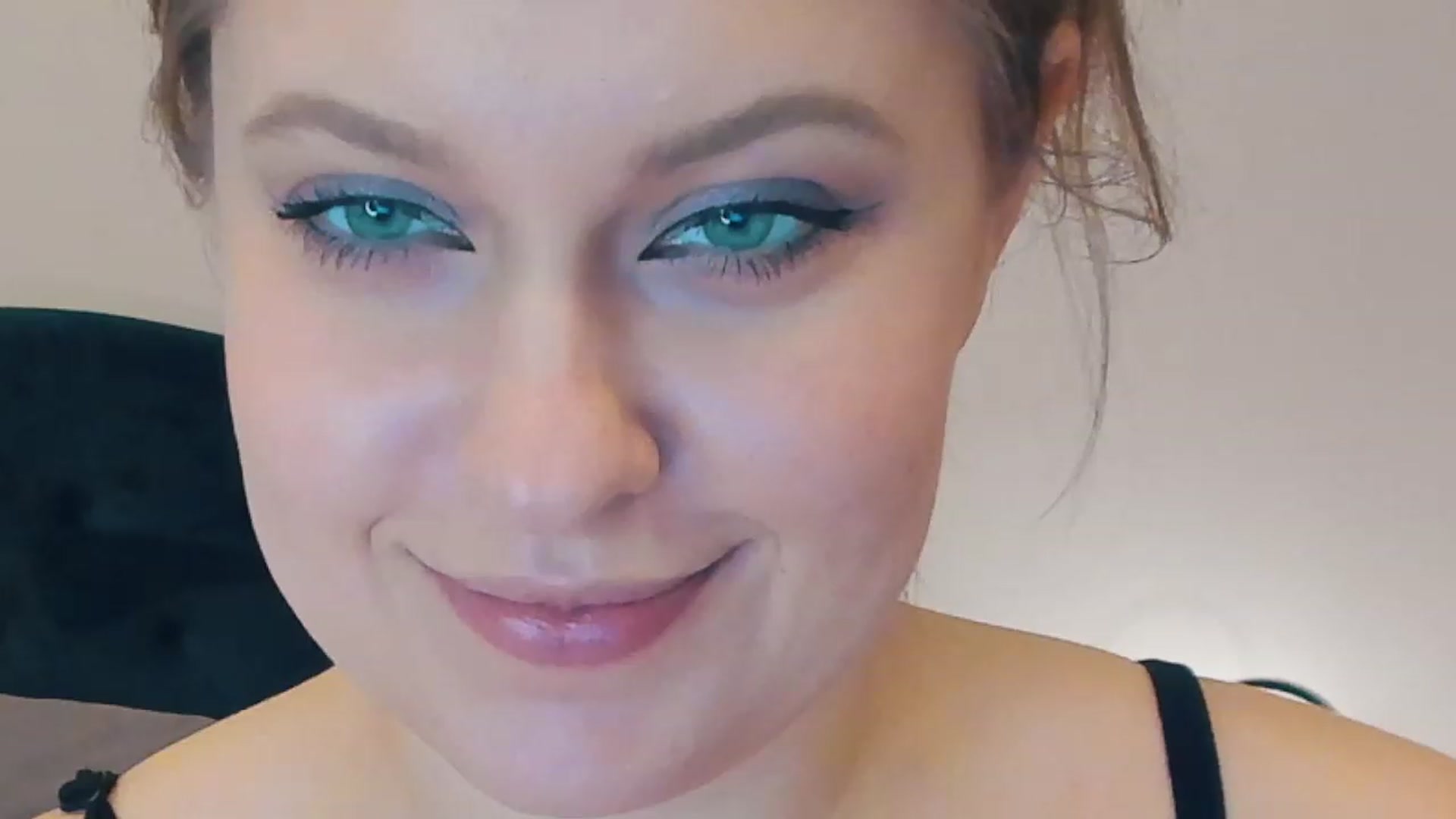 Gallery image thumbnail from SensualAdict's myfreecams stream on, 02/15/2023, 16:45 image 20 of 20