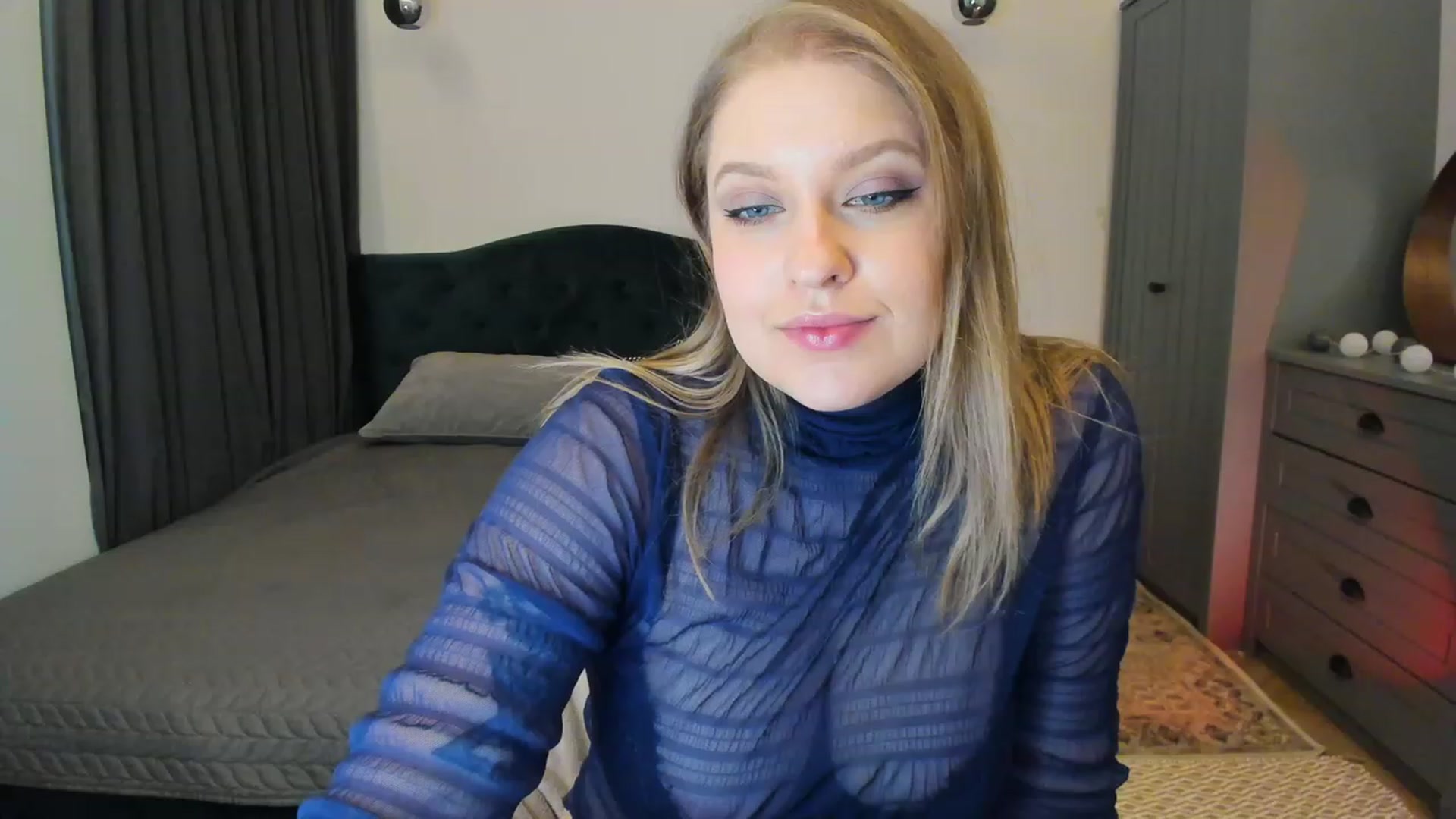 Gallery image thumbnail from SensualAdict's myfreecams stream on, 02/17/2023, 17:59 image 13 of 20