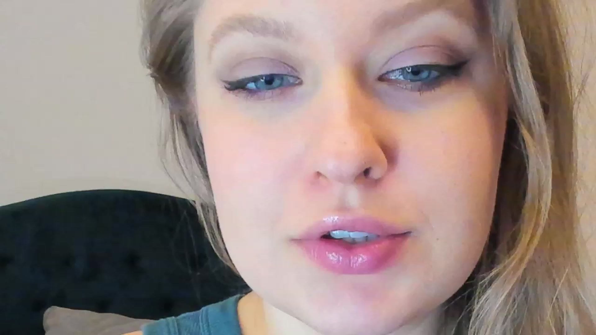 Gallery image thumbnail from SensualAdict's myfreecams stream on, 02/18/2023, 16:03 image 1 of 20