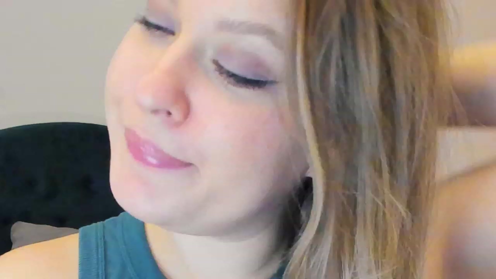 Gallery image thumbnail from SensualAdict's myfreecams stream on, 02/18/2023, 16:03 image 4 of 20
