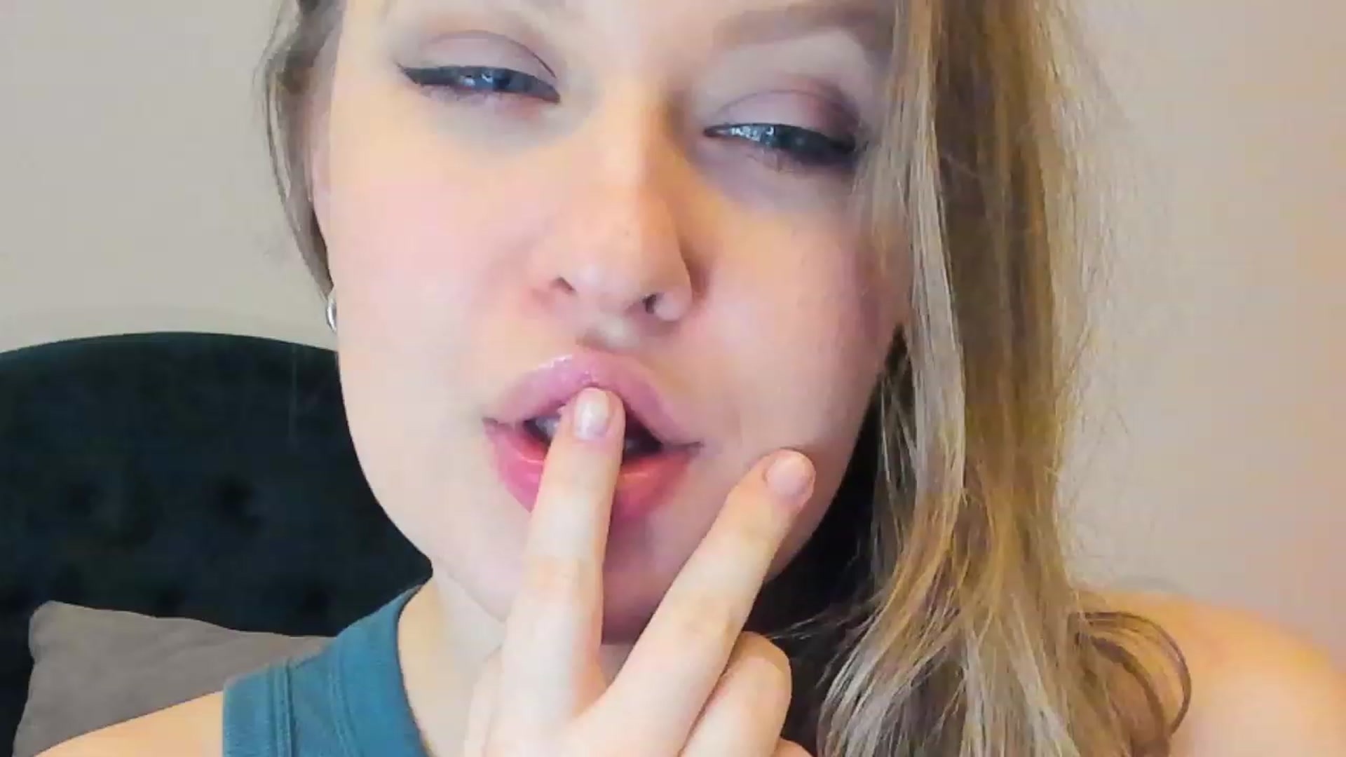 Gallery image thumbnail from SensualAdict's myfreecams stream on, 02/18/2023, 16:03 image 5 of 20