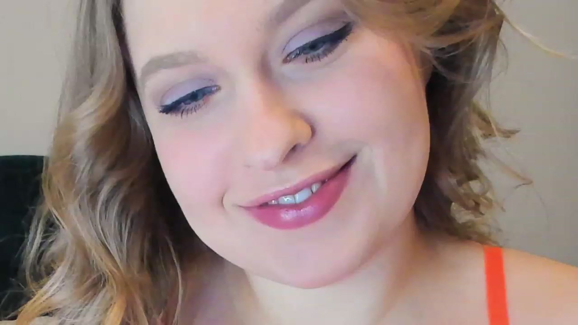 Gallery image thumbnail from SensualAdict's myfreecams stream on, 02/23/2023, 16:12 image 8 of 20