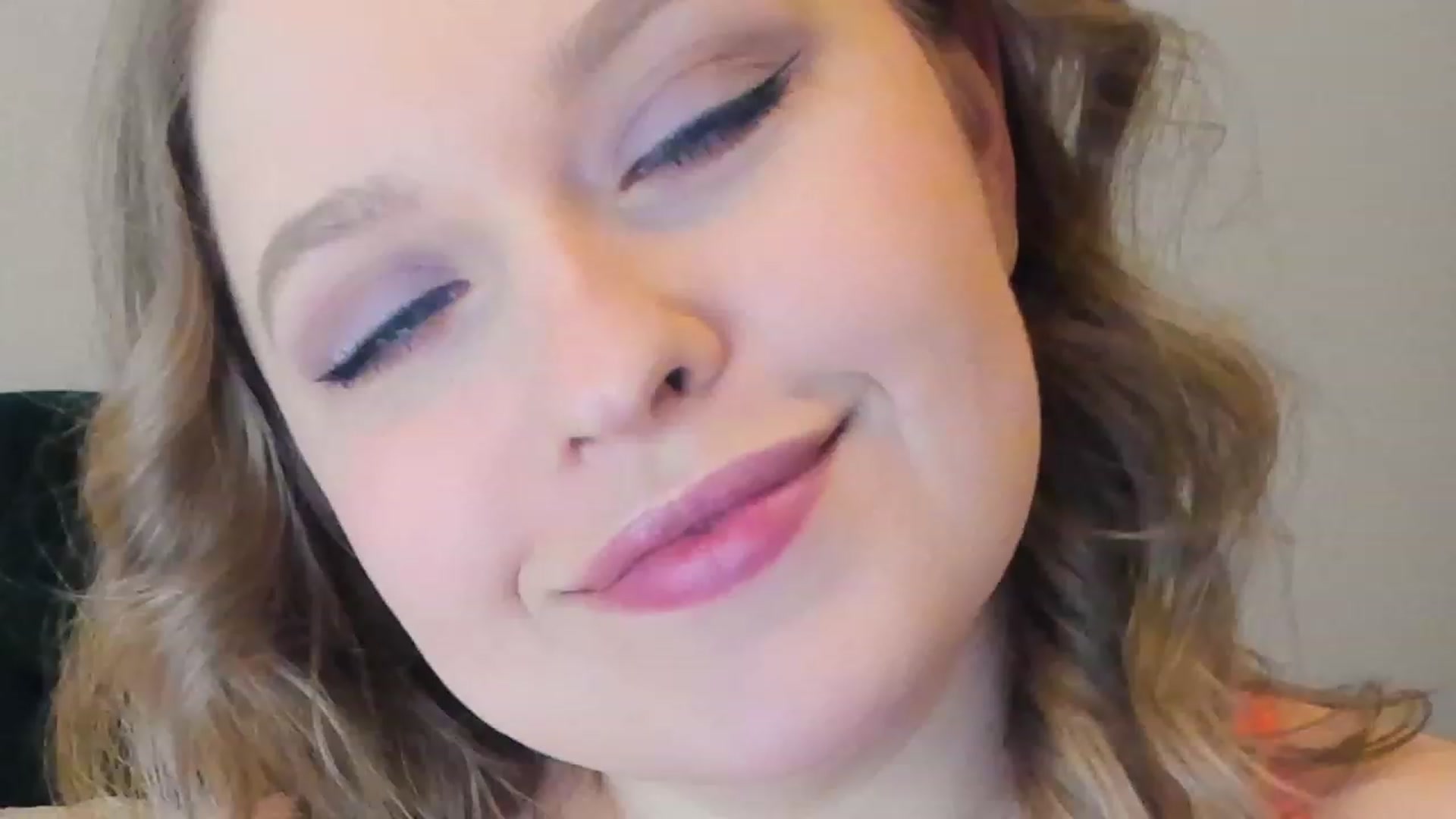 Gallery image thumbnail from SensualAdict's myfreecams stream on, 02/23/2023, 16:12 image 12 of 20