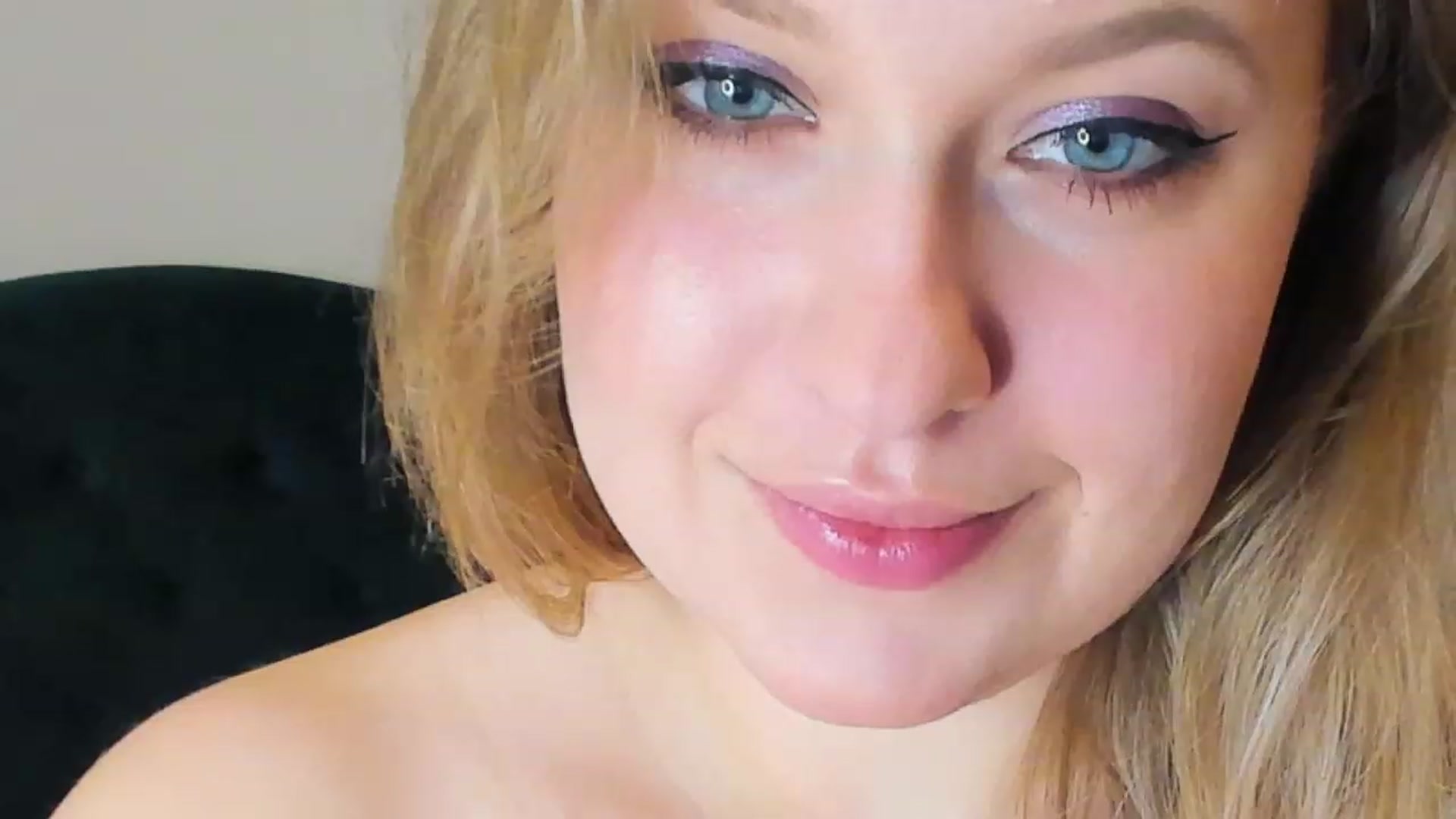Gallery image thumbnail from SensualAdict's myfreecams stream on, 02/24/2023, 17:51 image 11 of 20