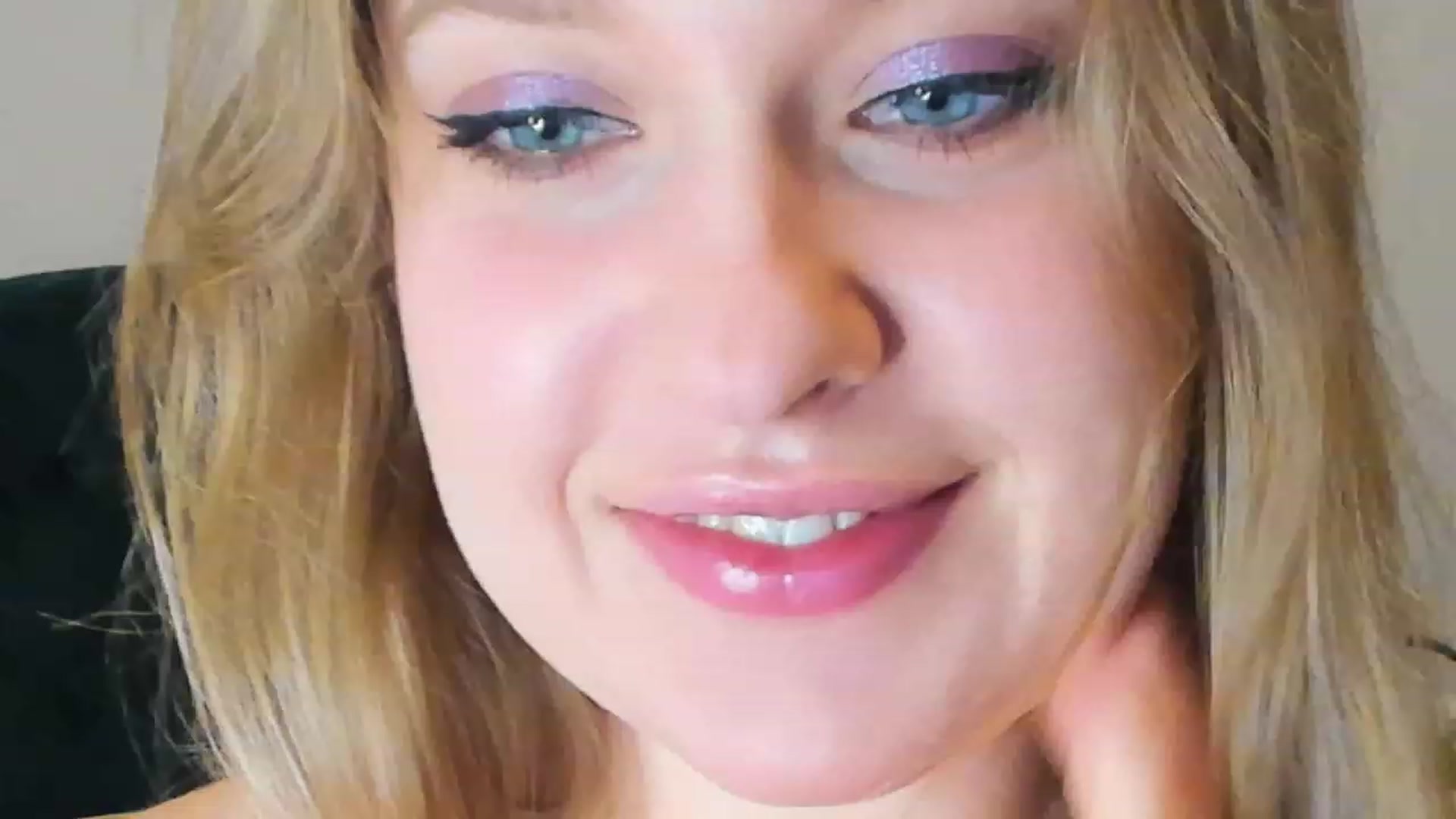 Gallery image thumbnail from SensualAdict's myfreecams stream on, 02/24/2023, 17:51 image 8 of 20