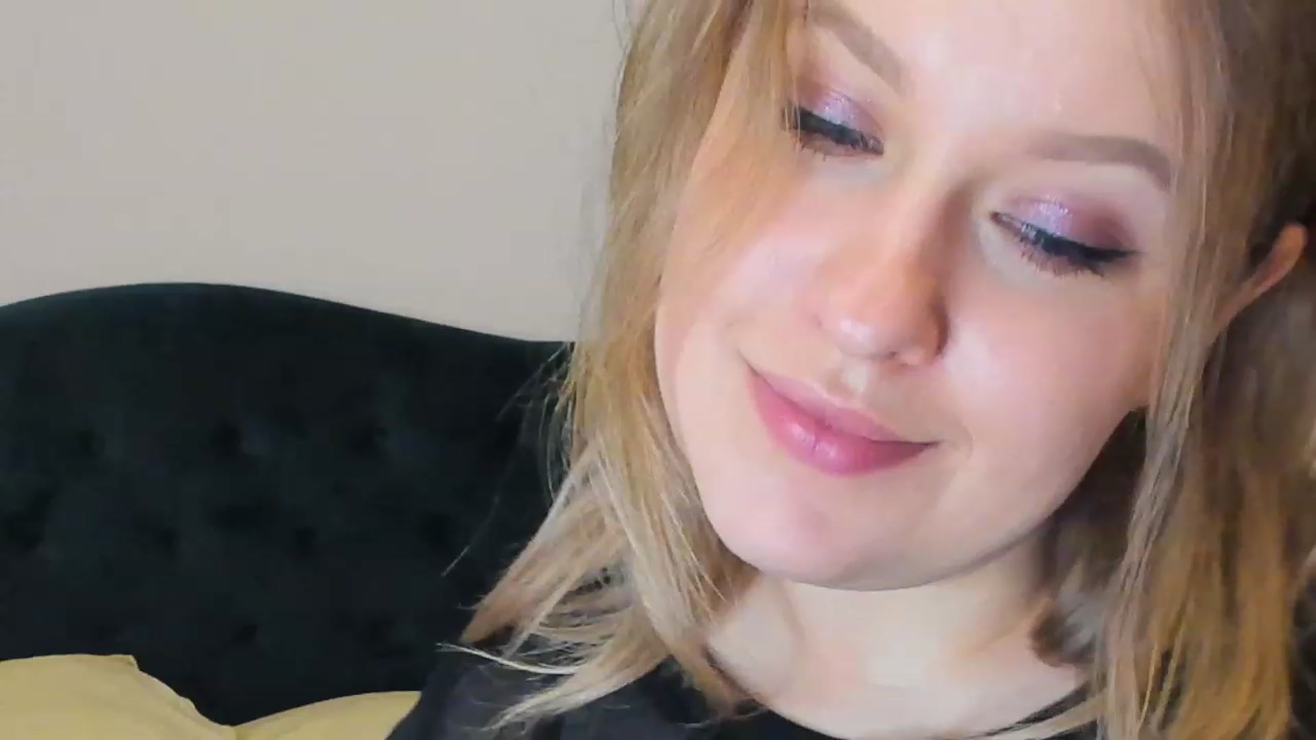 Gallery image thumbnail from SensualAdict's myfreecams stream on, 02/25/2023, 16:16 image 15 of 20