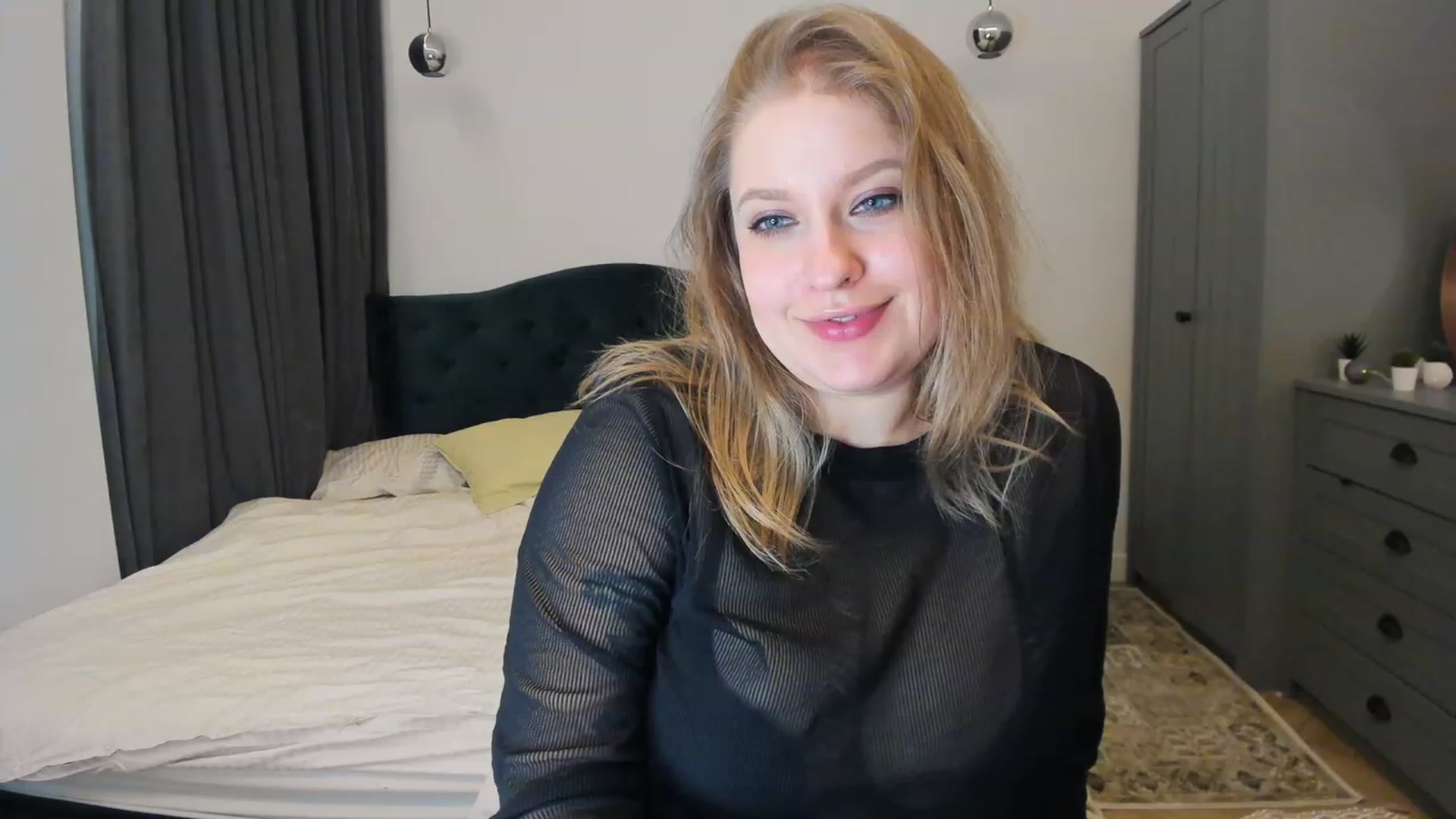 Gallery image thumbnail from SensualAdict's myfreecams stream on, 02/25/2023, 17:27 image 8 of 20