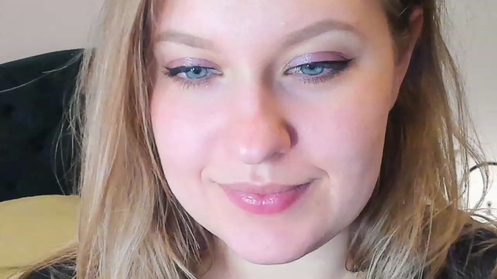 Gallery image thumbnail from SensualAdict's myfreecams stream on, 02/25/2023, 19:55 image 13 of 20