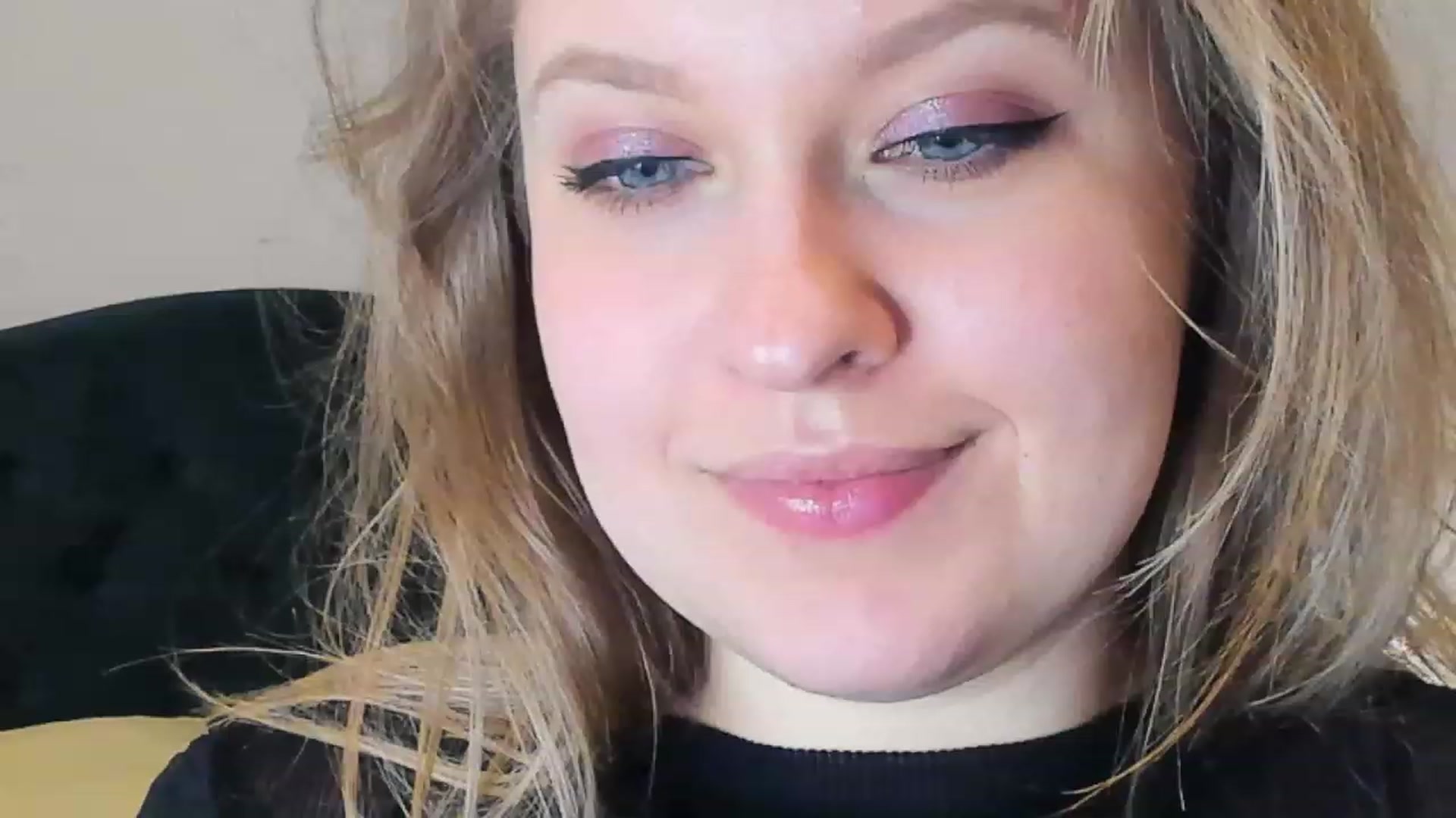 Gallery image thumbnail from SensualAdict's myfreecams stream on, 02/25/2023, 19:55 image 10 of 20