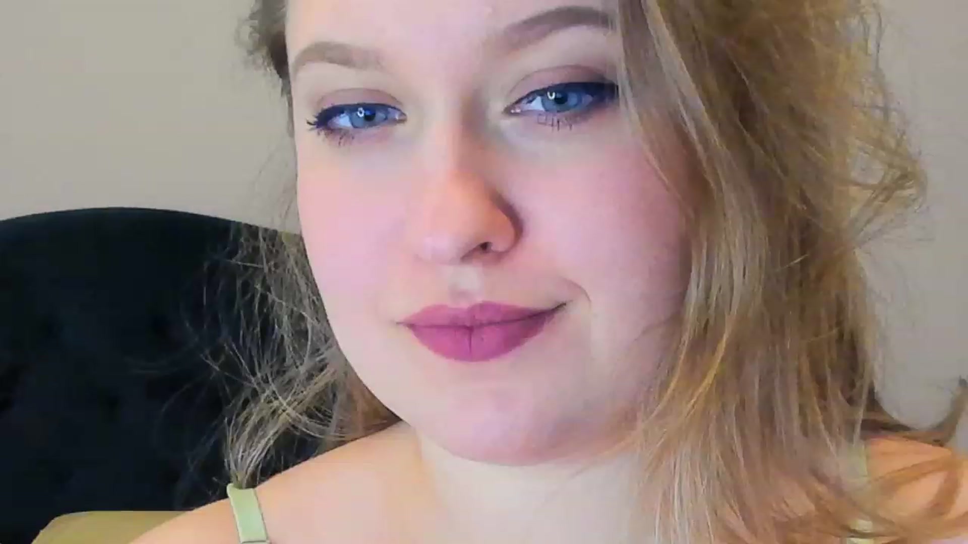 Gallery image thumbnail from SensualAdict's myfreecams stream on, 02/26/2023, 17:33 image 18 of 20