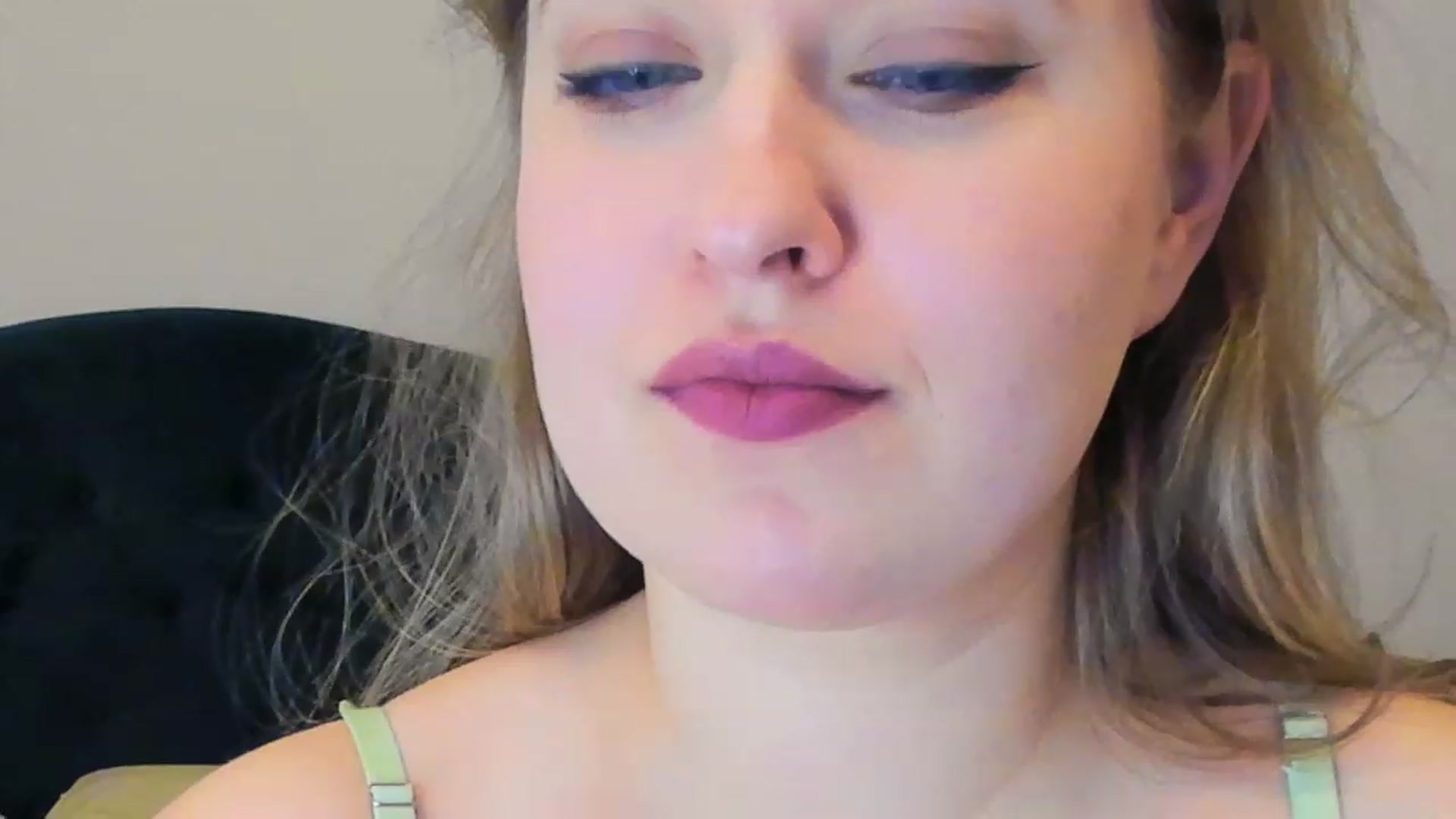 Gallery image thumbnail from SensualAdict's myfreecams stream on, 02/26/2023, 17:33 image 20 of 20