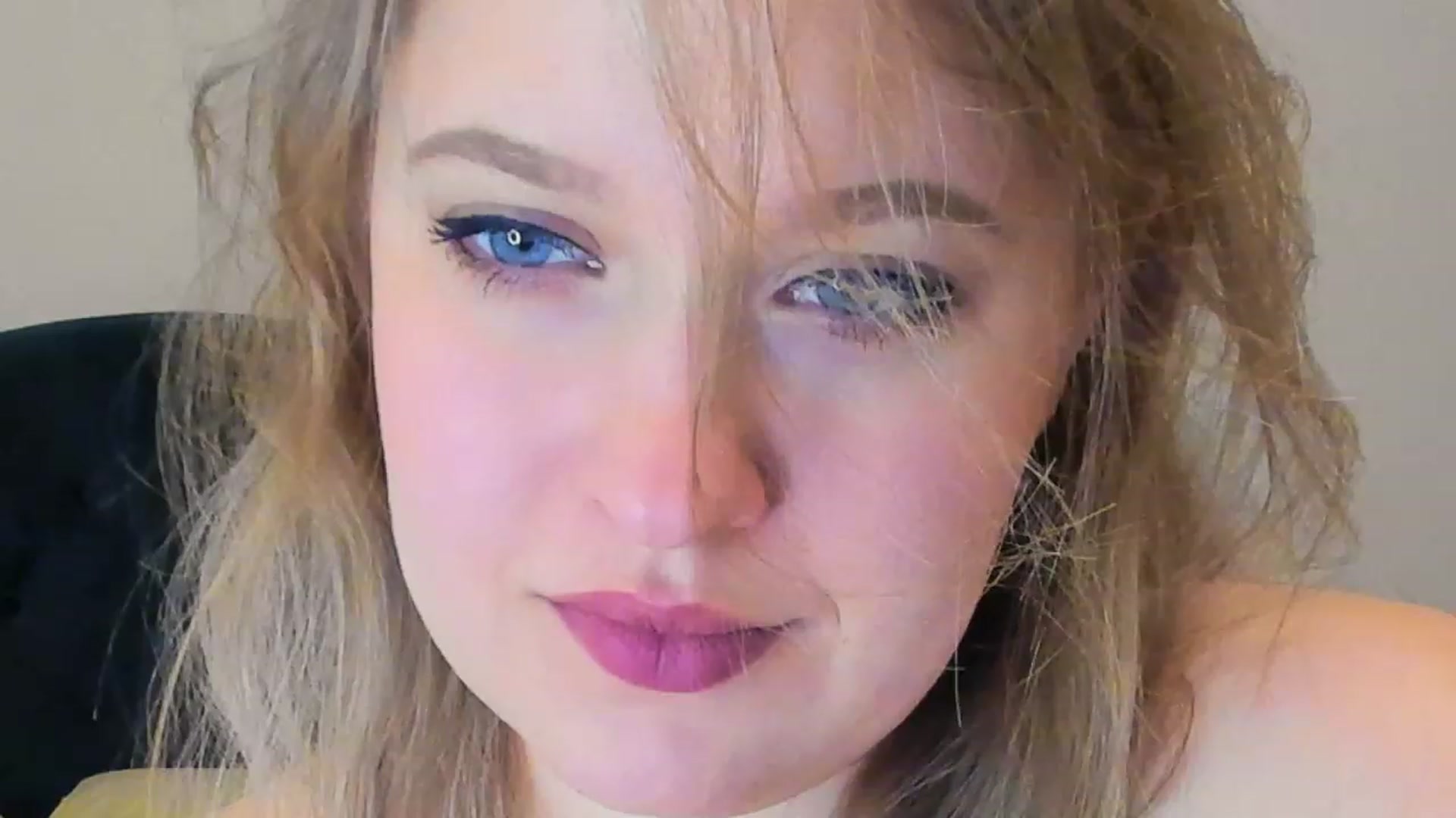 Gallery image thumbnail from SensualAdict's myfreecams stream on, 02/26/2023, 18:04 image 7 of 20