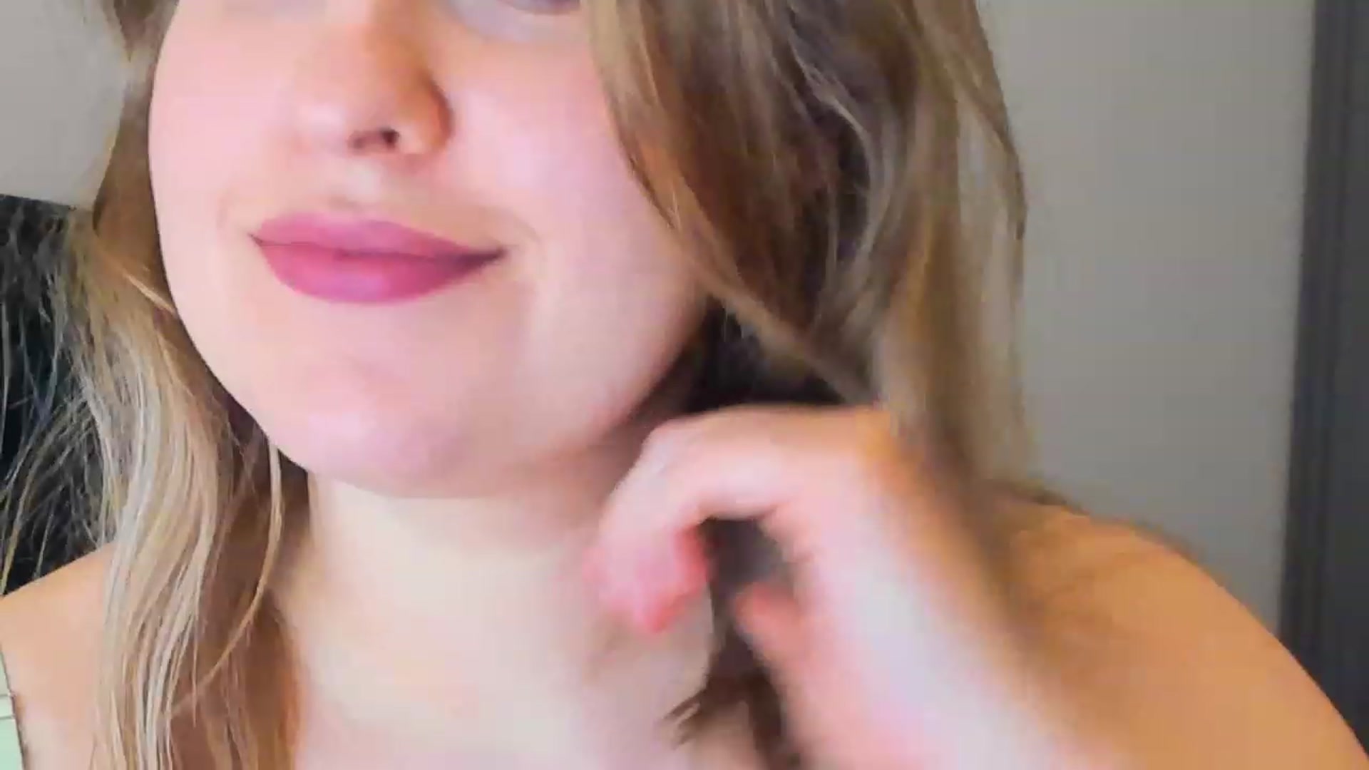 Gallery image thumbnail from SensualAdict's myfreecams stream on, 02/26/2023, 19:14 image 13 of 20