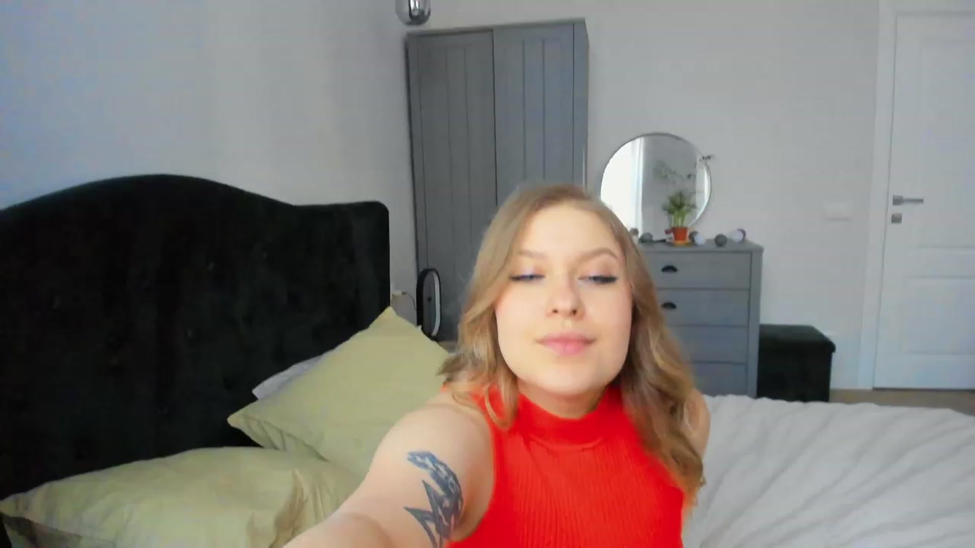 Gallery image thumbnail from SensualAdict's myfreecams stream on, 02/27/2023, 13:46 image 10 of 20