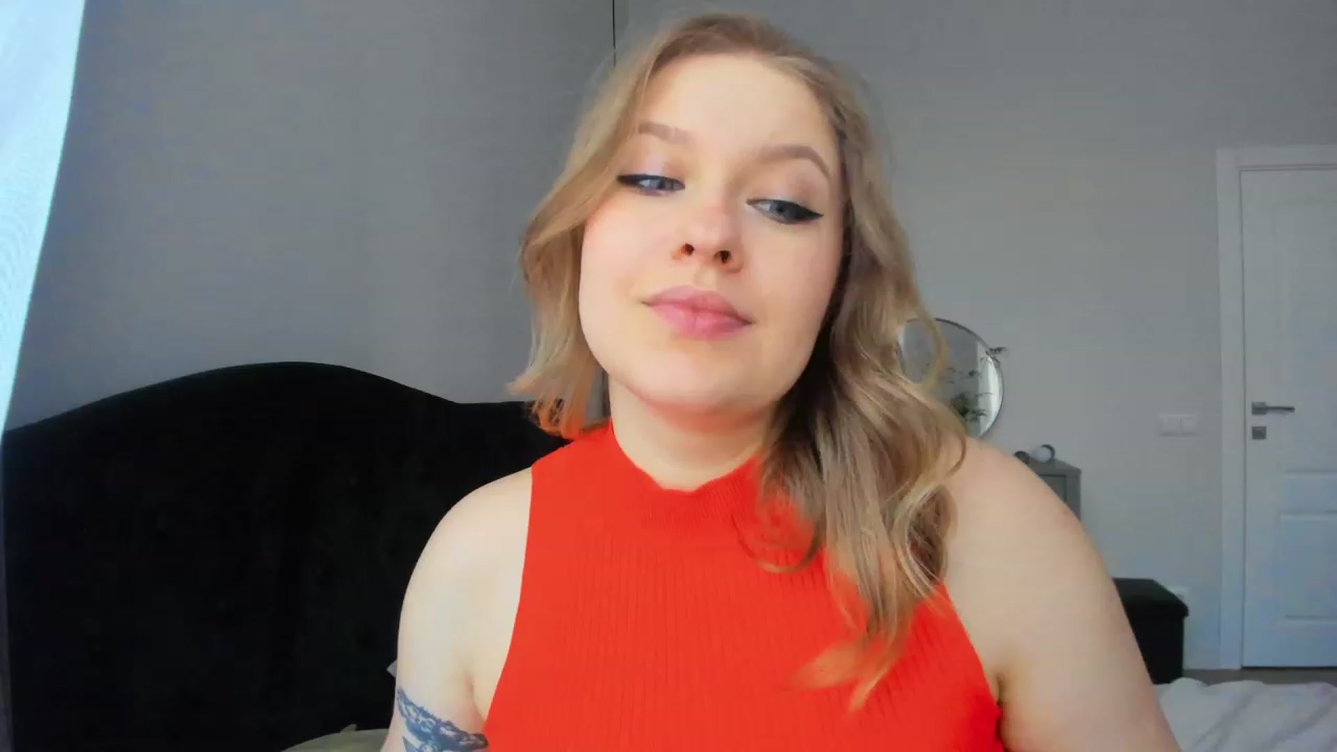 Gallery image thumbnail from SensualAdict's myfreecams stream on, 02/27/2023, 14:11 image 16 of 20