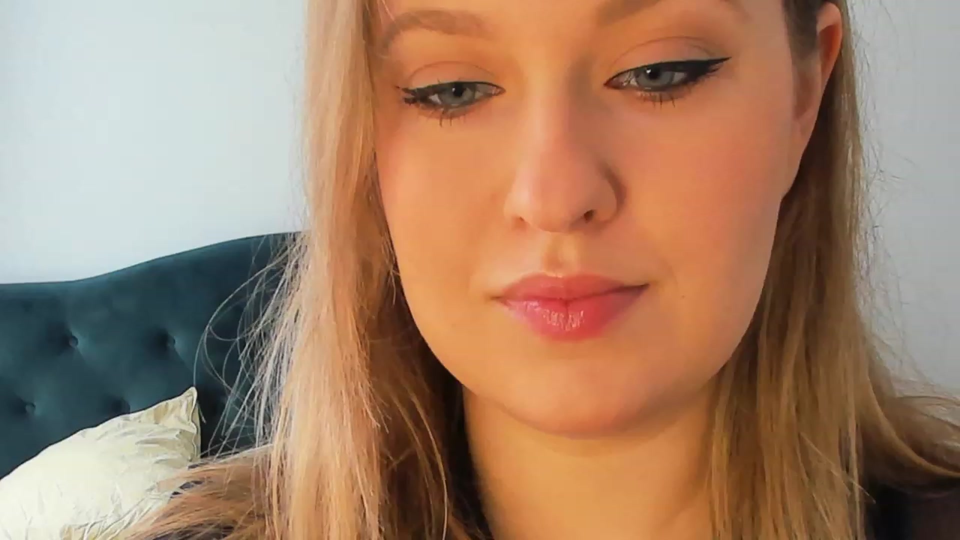 Gallery image thumbnail from SensualAdict's myfreecams stream on, 03/05/2023, 13:51 image 2 of 20