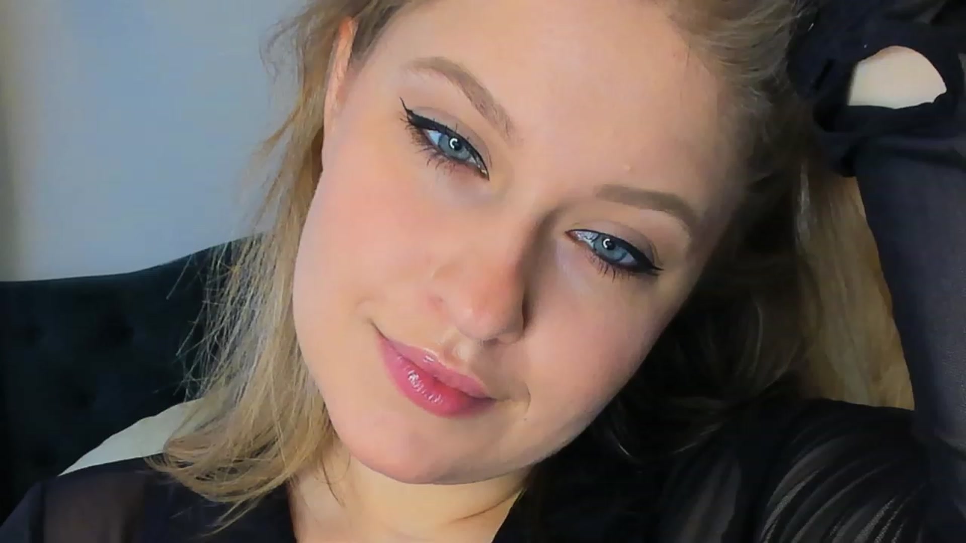 Gallery image thumbnail from SensualAdict's myfreecams stream on, 03/05/2023, 13:51 image 6 of 20
