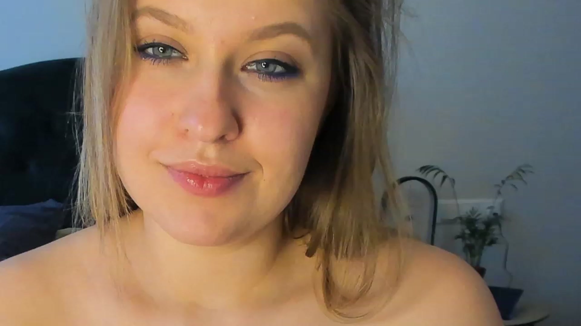Gallery image thumbnail from SensualAdict's myfreecams stream on, 03/06/2023, 14:42 image 12 of 20