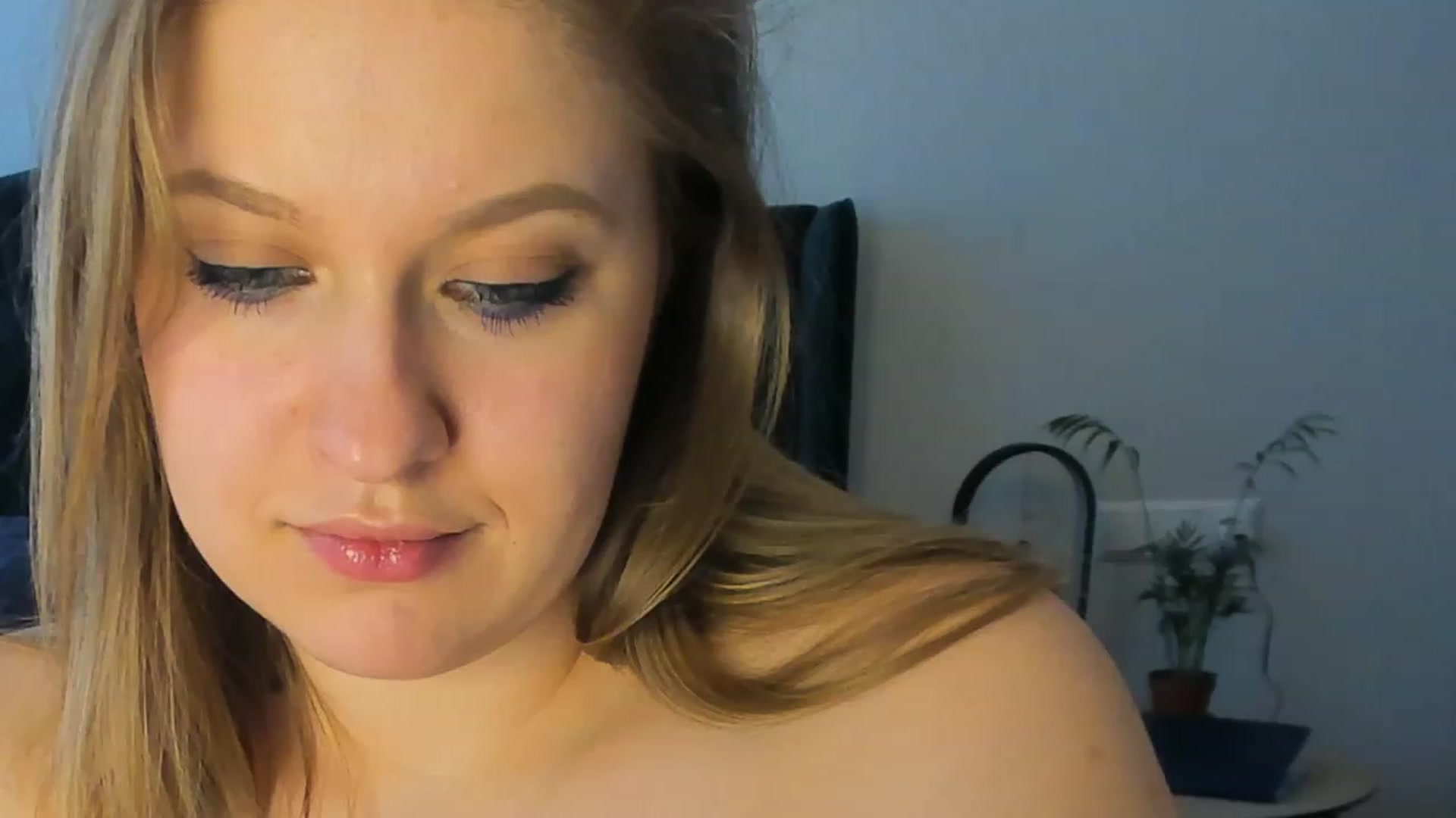 Gallery image thumbnail from SensualAdict's myfreecams stream on, 03/06/2023, 14:42 image 7 of 20