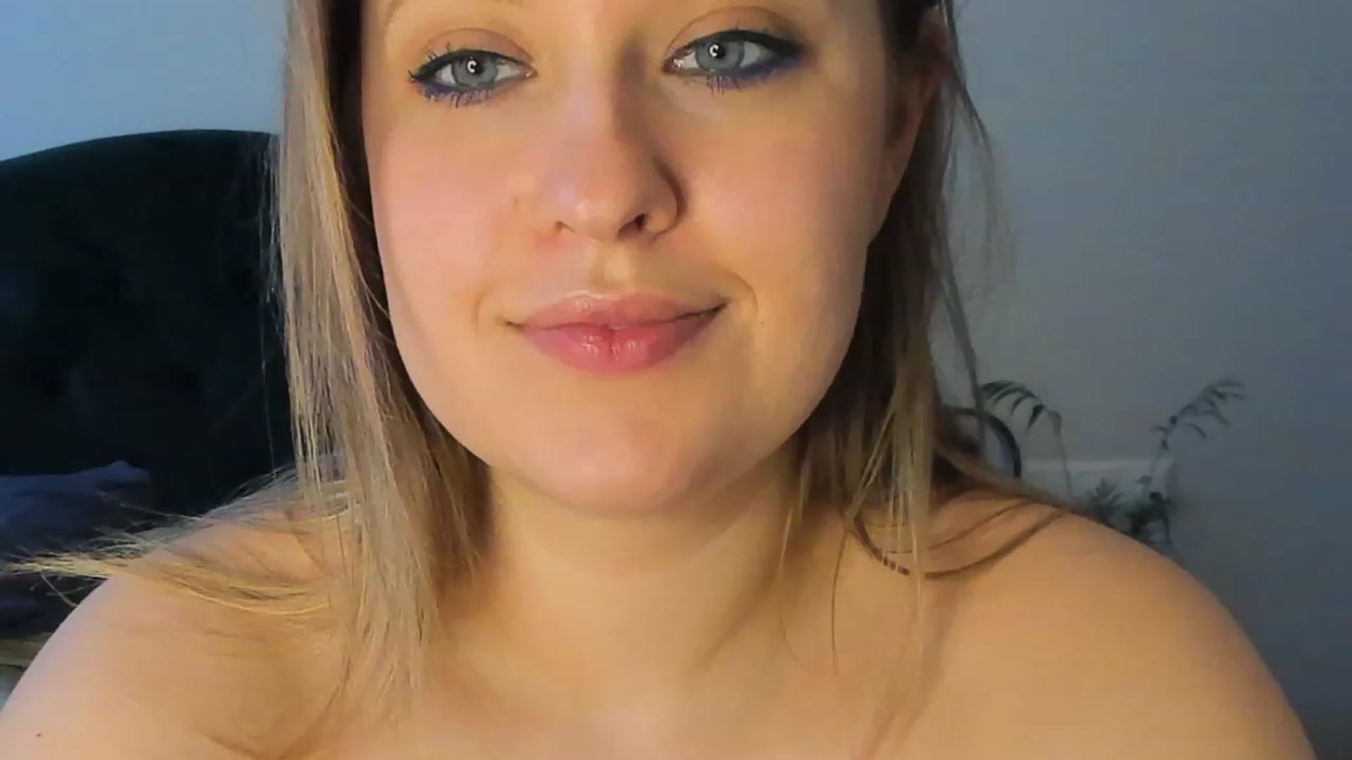 Gallery image thumbnail from SensualAdict's myfreecams stream on, 03/06/2023, 14:42 image 15 of 20